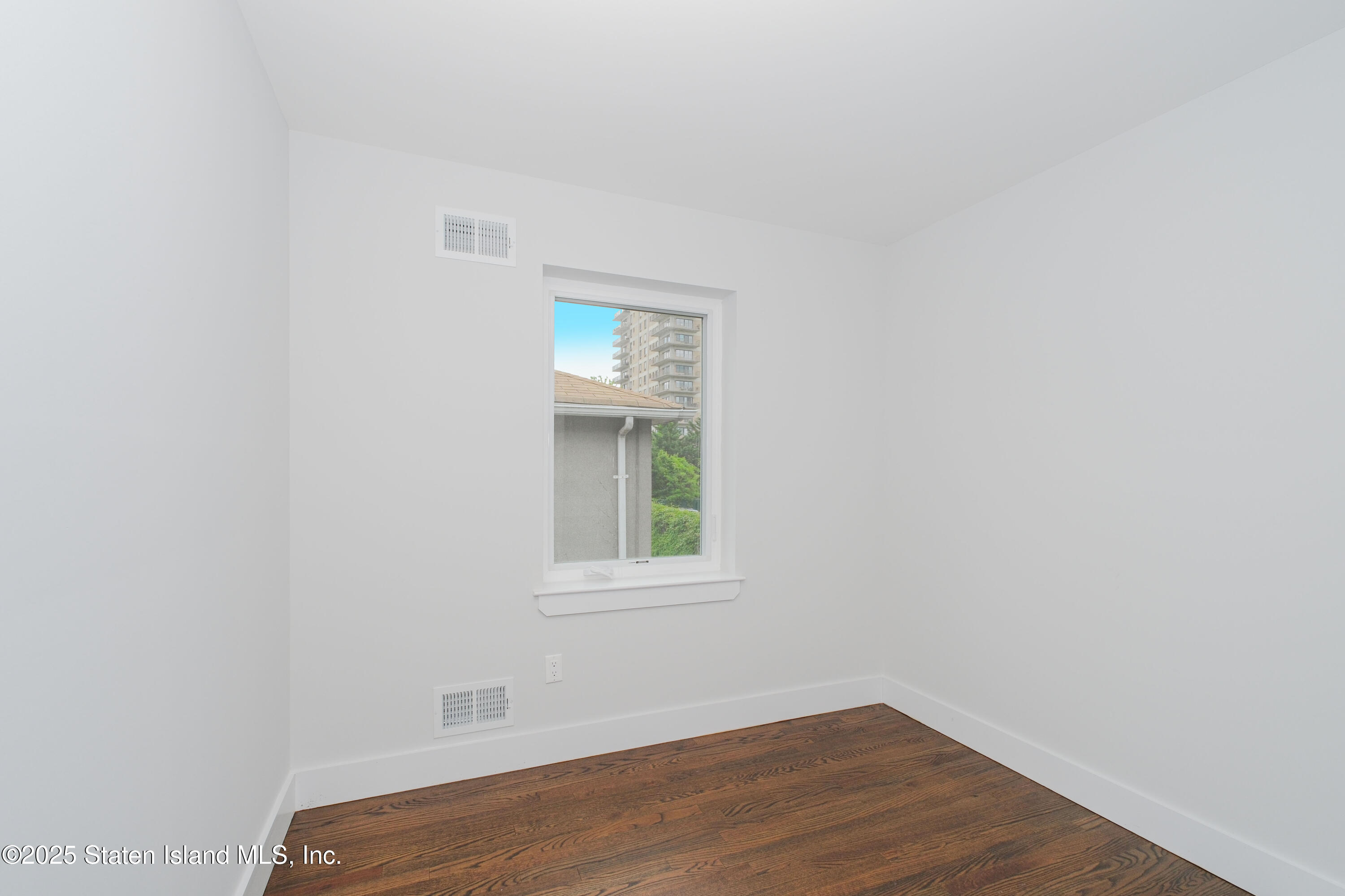 70 Clifton Avenue, Staten Island, NY, 10305 image 35