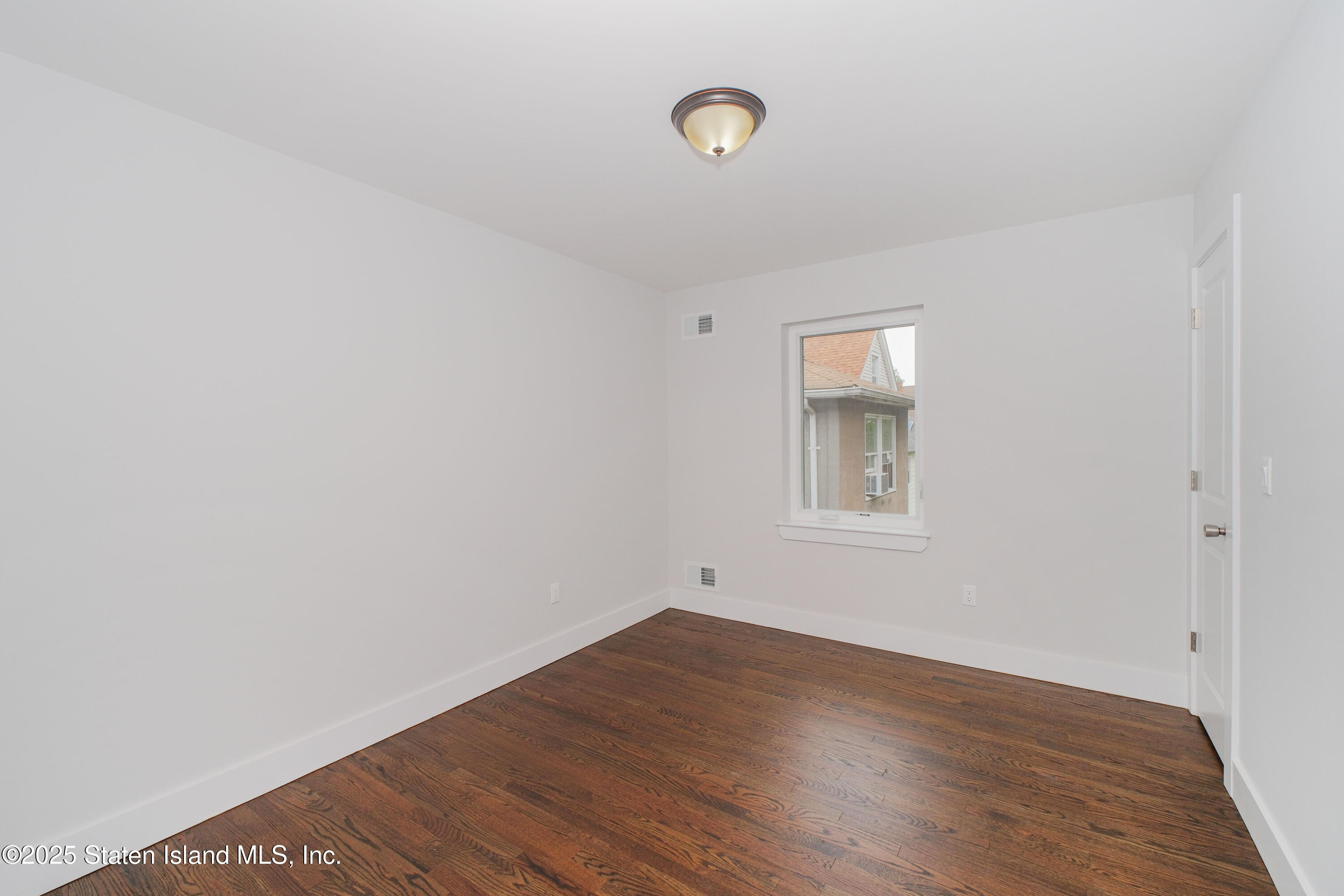 70 Clifton Avenue, Staten Island, NY, 10305 image 36