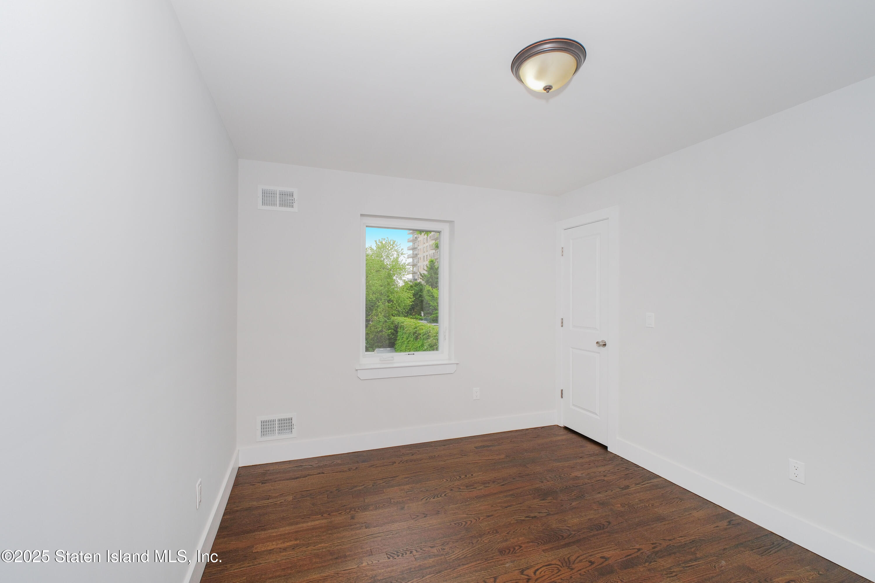 70 Clifton Avenue, Staten Island, NY, 10305 image 37