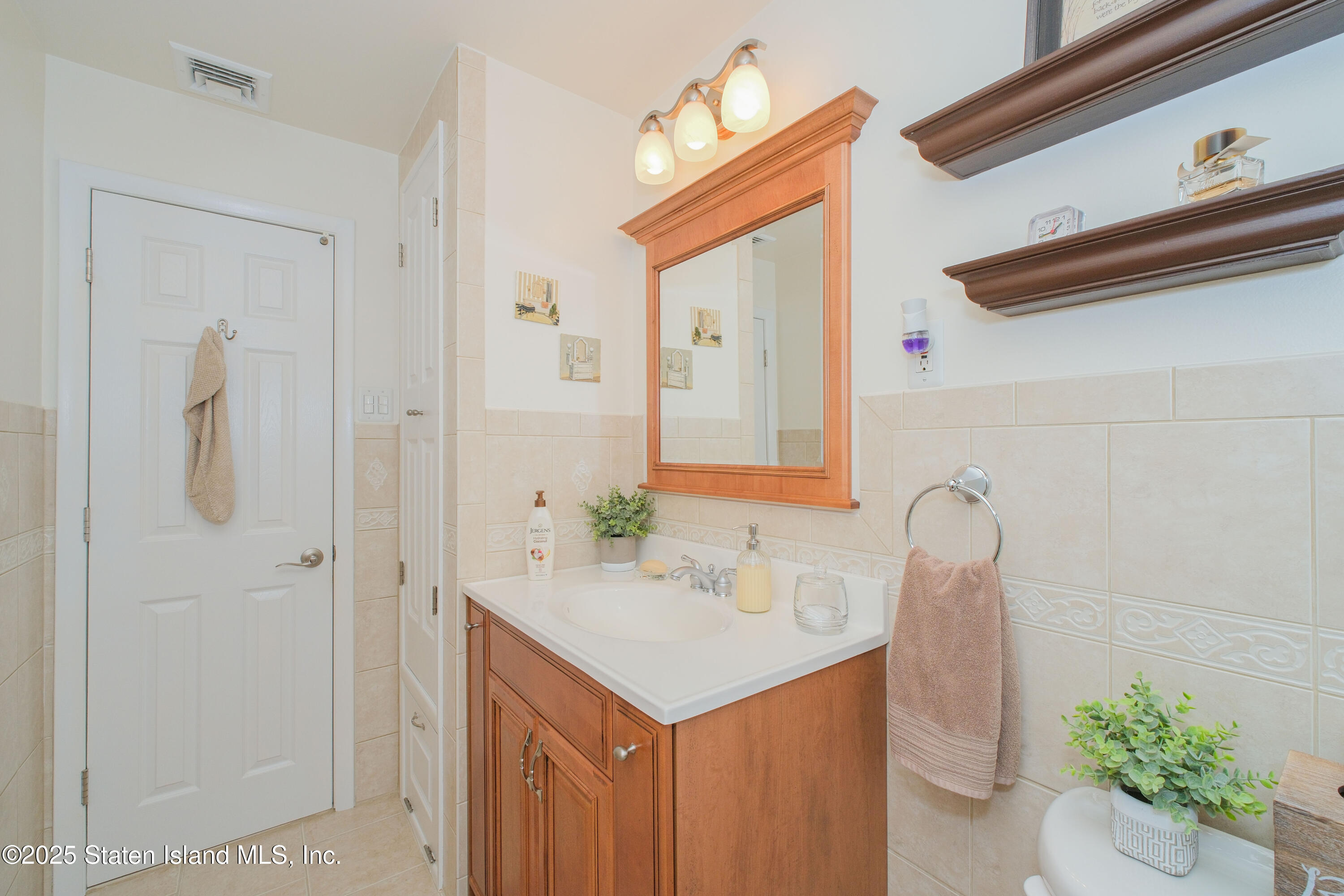 63 Dorval Avenue, Staten Island, NY, 10312 image 26