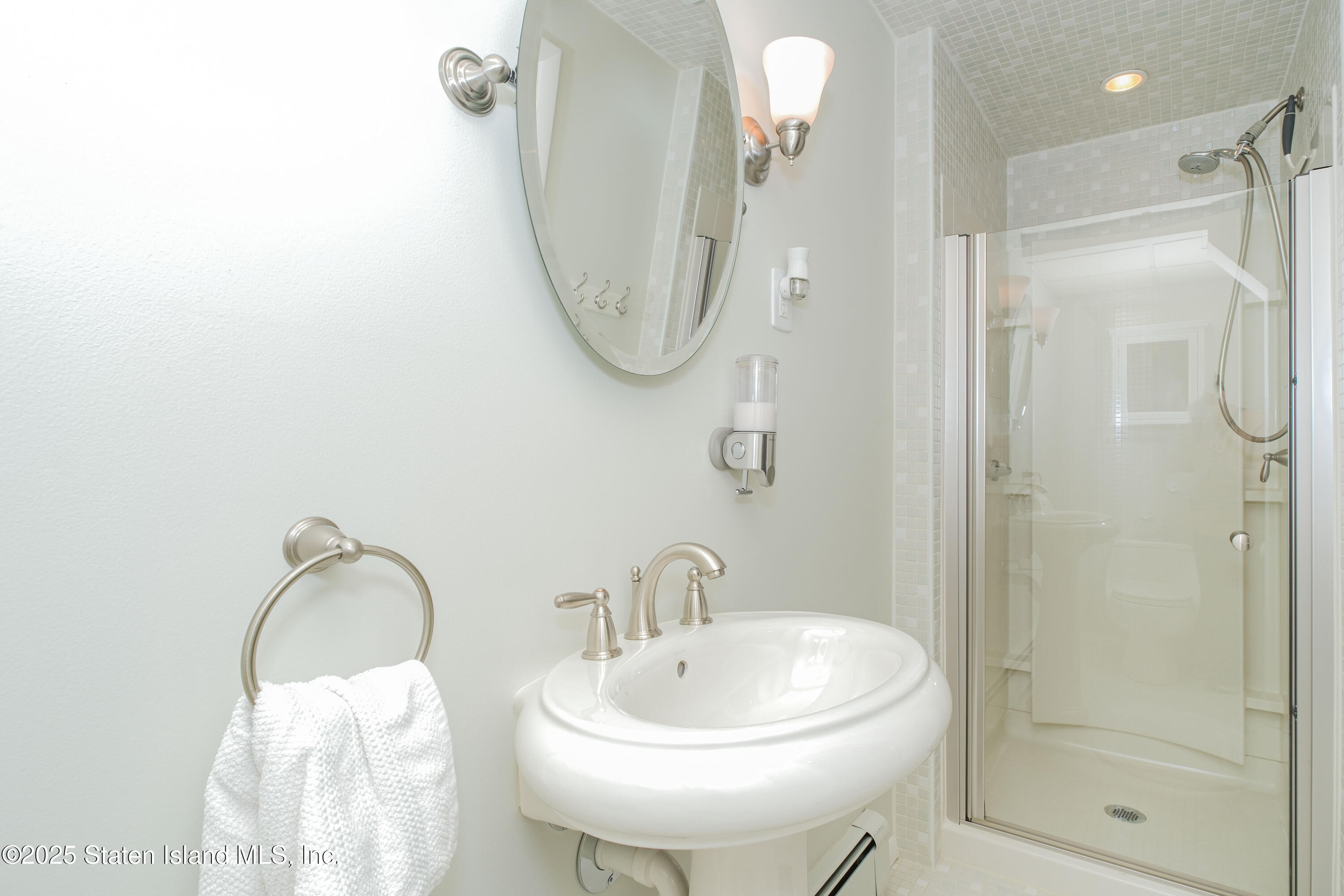 63 Dorval Avenue, Staten Island, NY, 10312 image 35