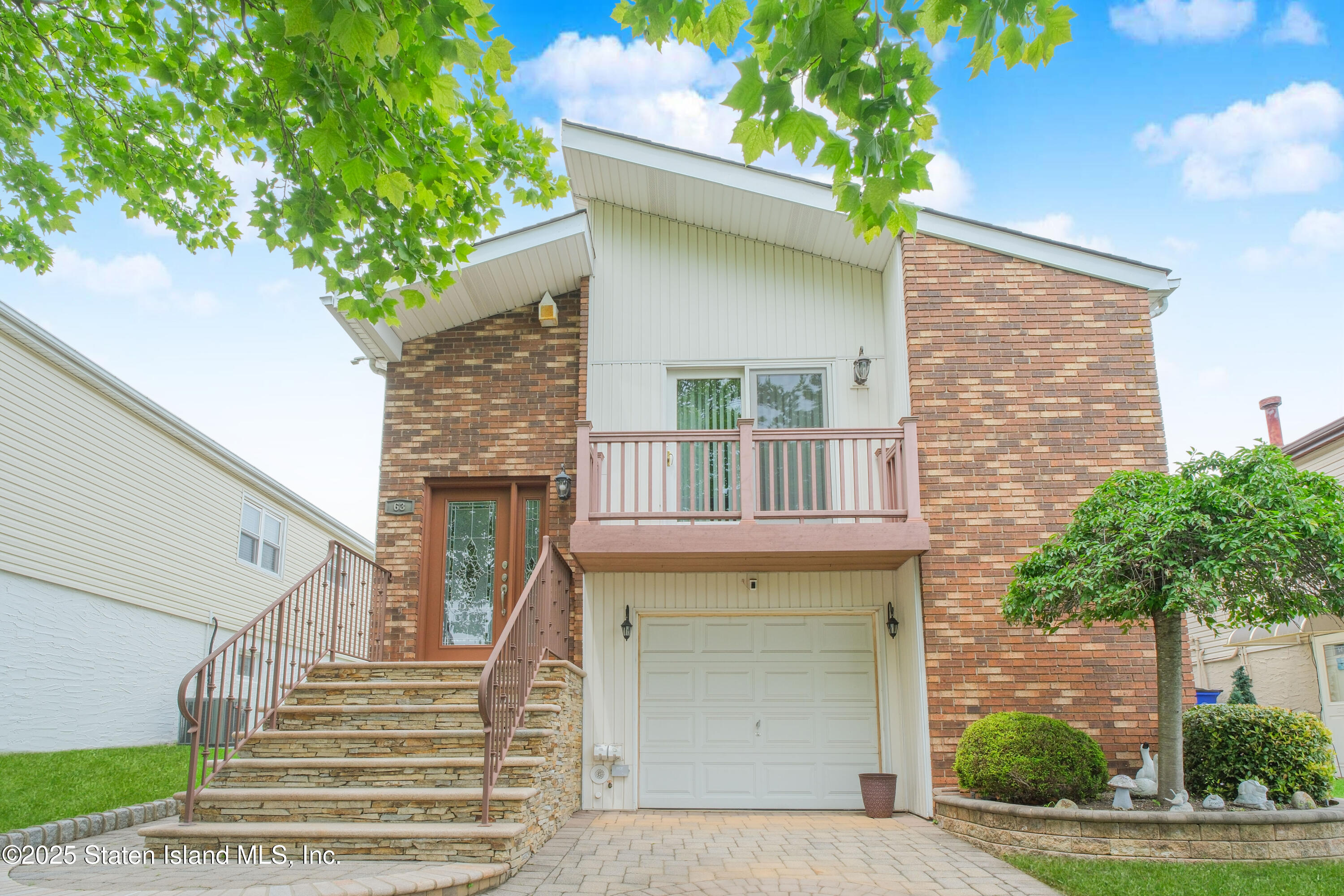 63 Dorval Avenue, Staten Island, NY, 10312