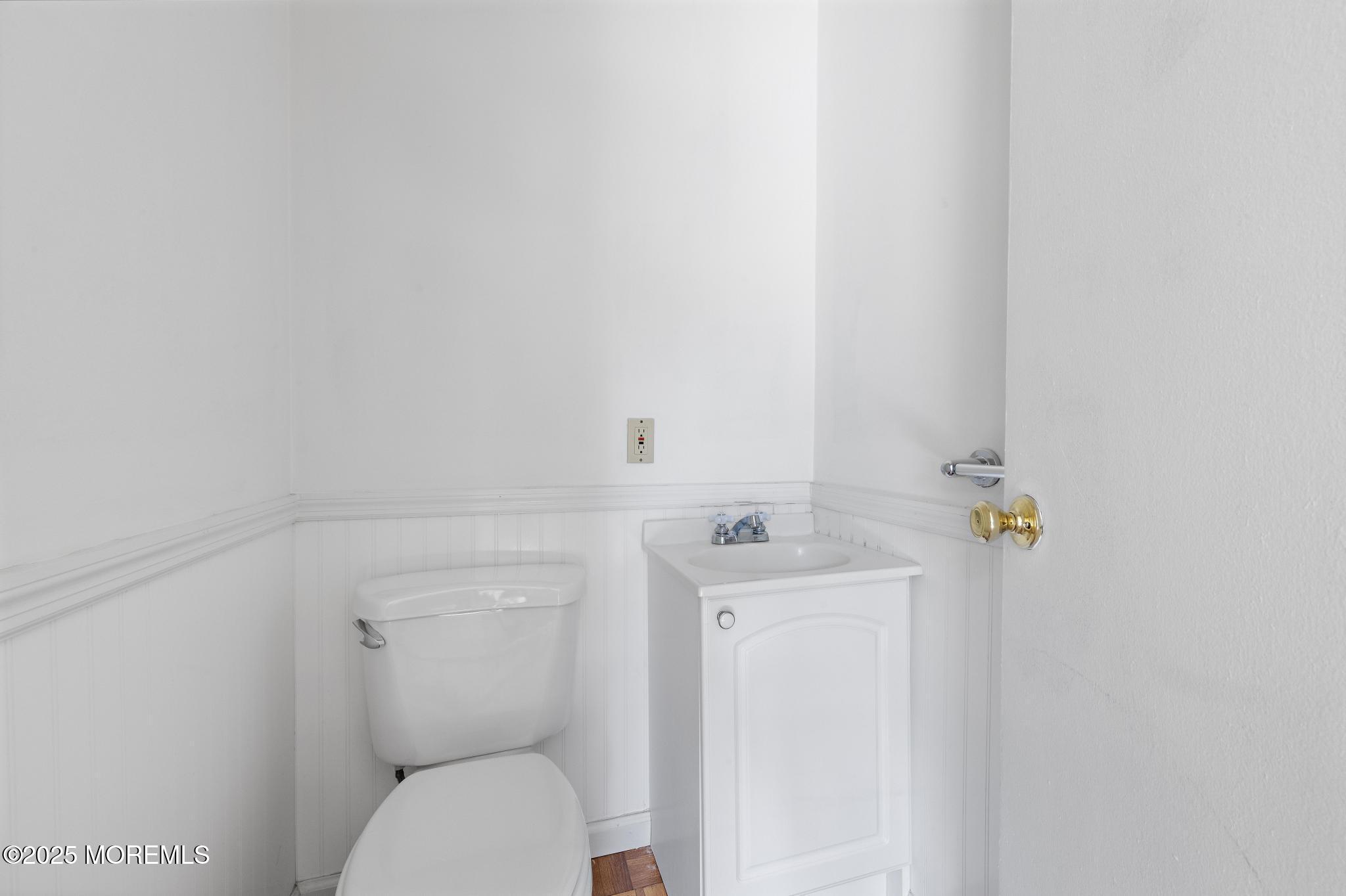 83 Lake Avenue, Fair Haven, NJ, 07704 image 11