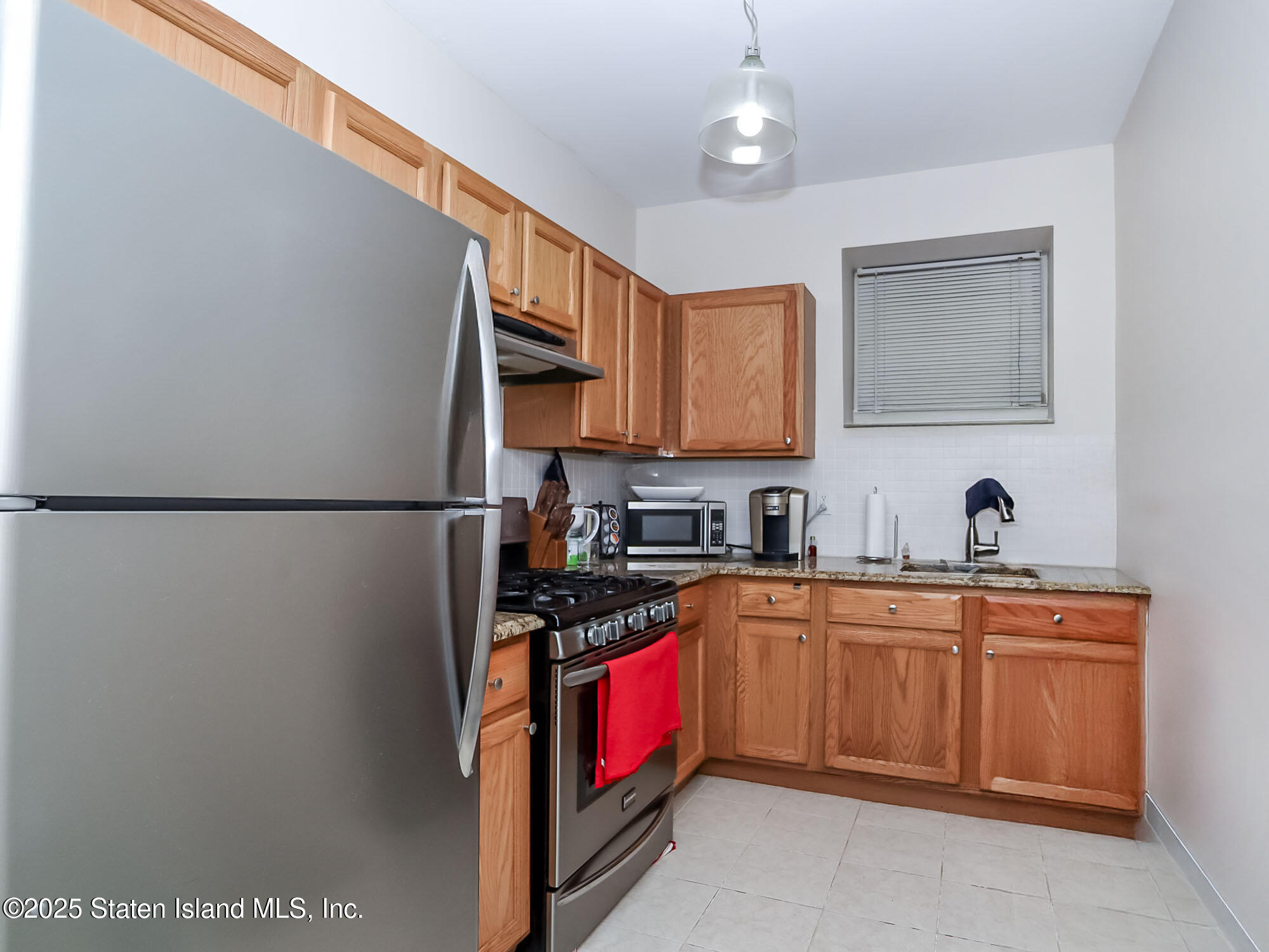 1540 Drumgoole Road, Staten Island, NY, 10312 image 33