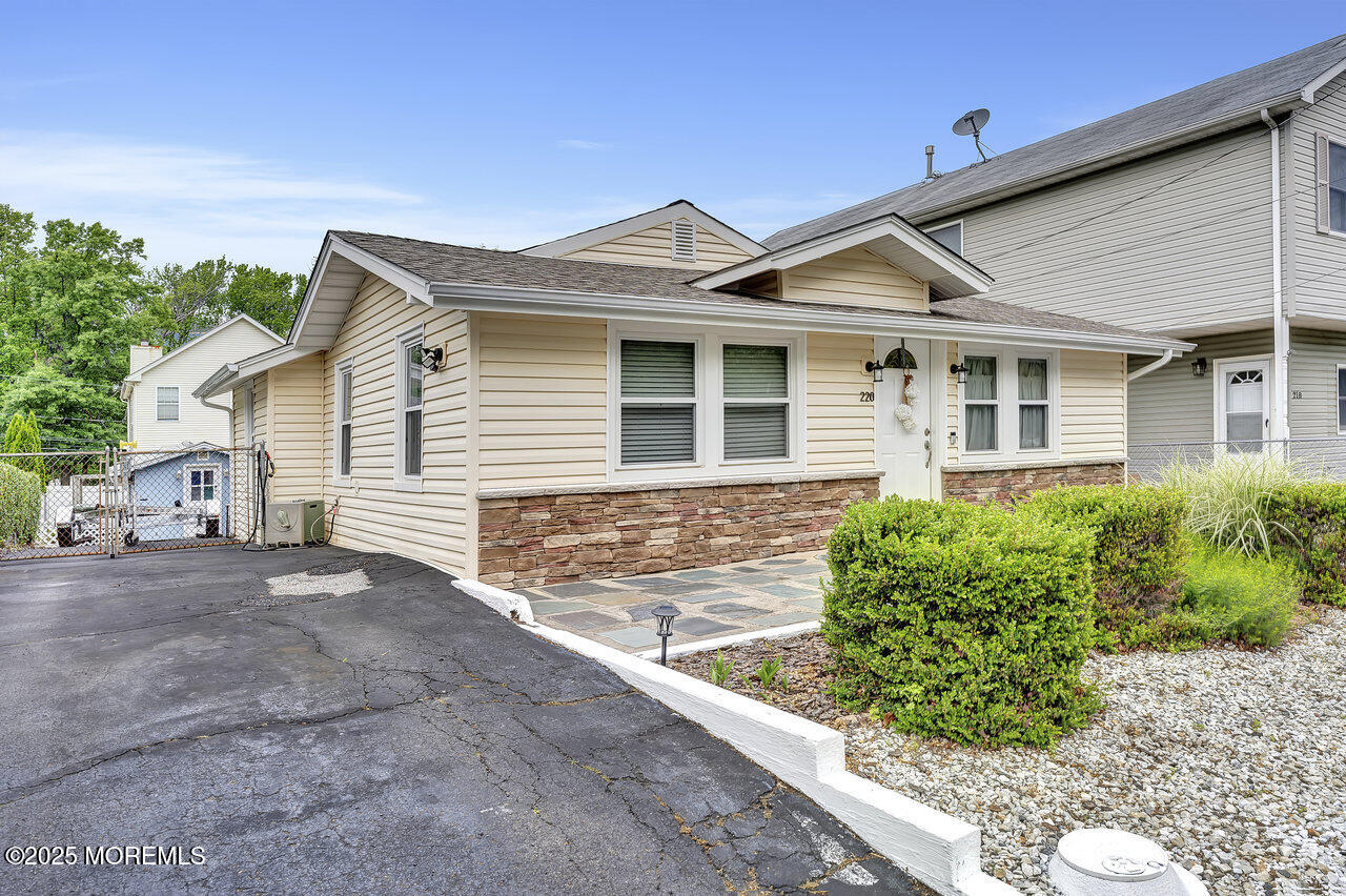 220 Birchwood Drive, Keyport, NJ, 07735 image 15