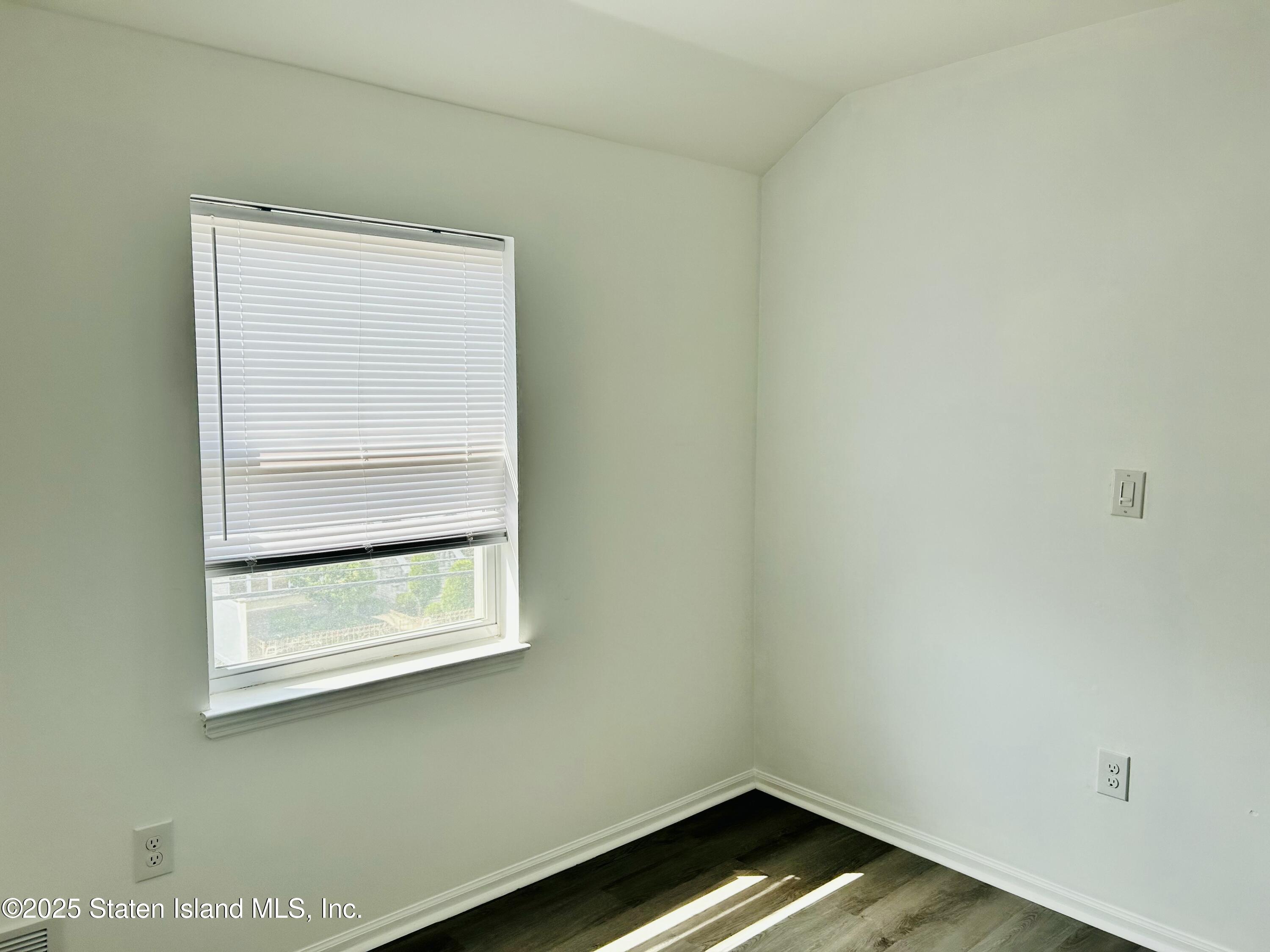 104 Oberlin Street, Staten Island, NY, 10305 image 20