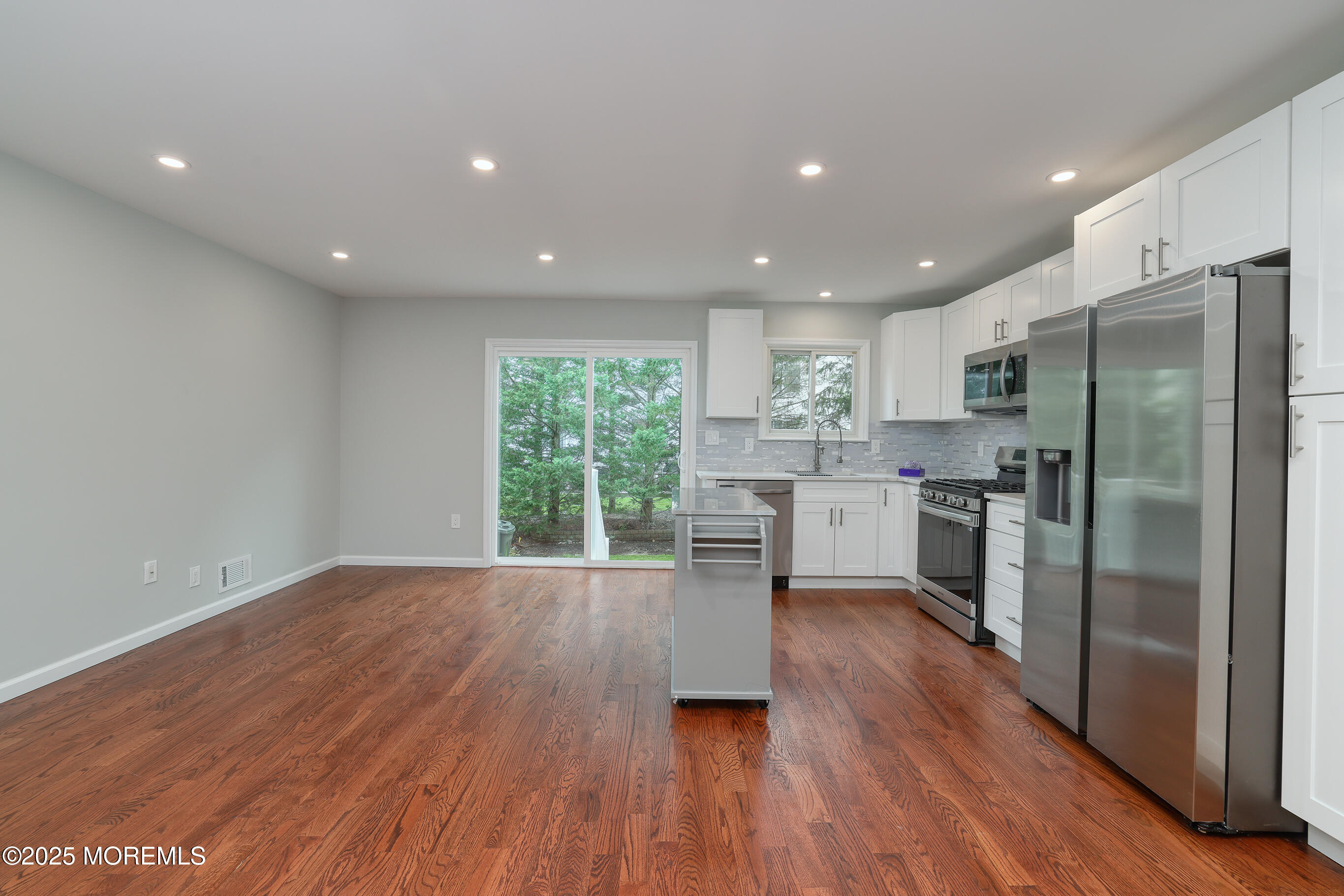 26 Lorenzo Court, Matawan, NJ, 07747