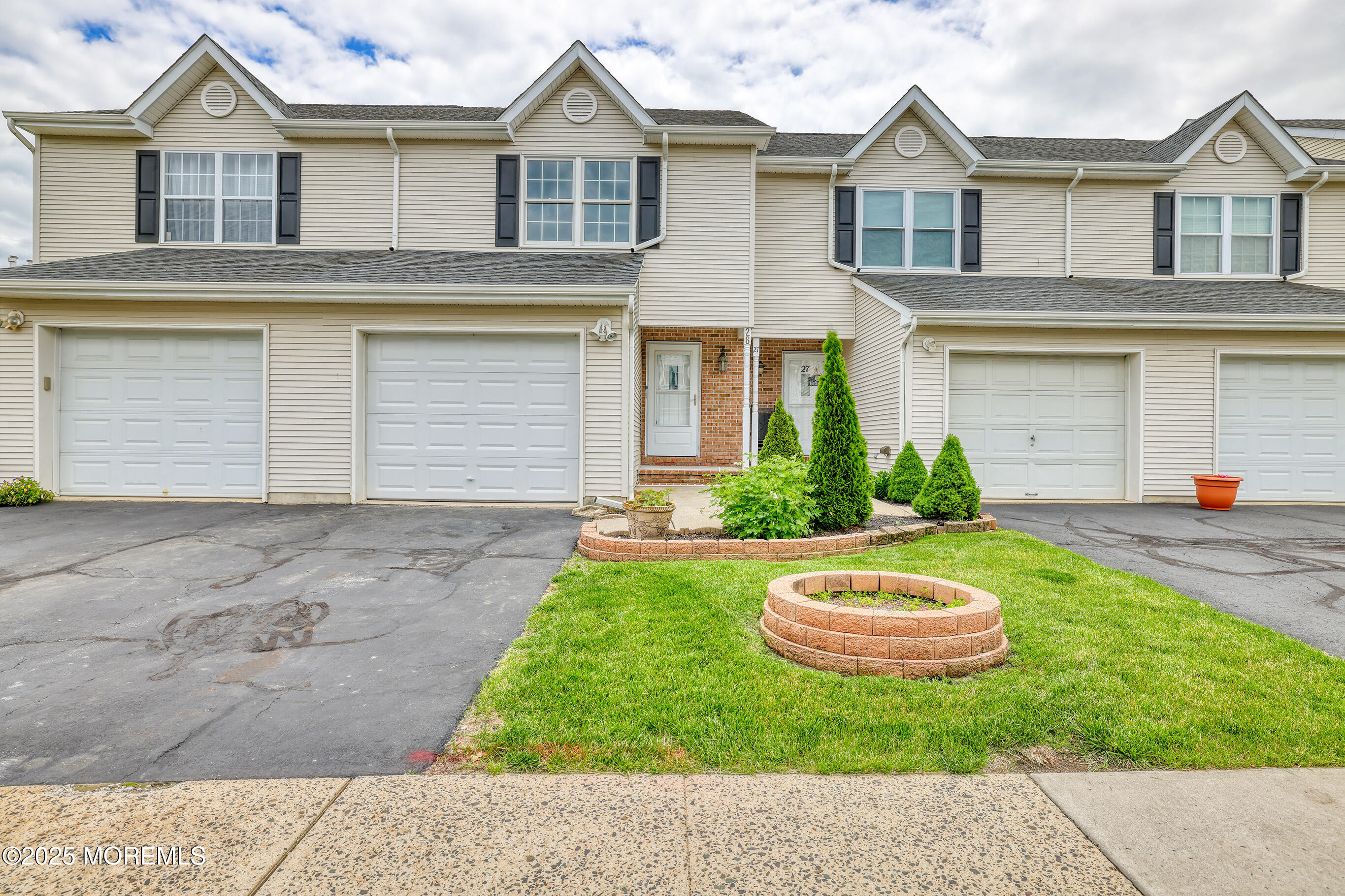 26 Lorenzo Court, Matawan, NJ, 07747