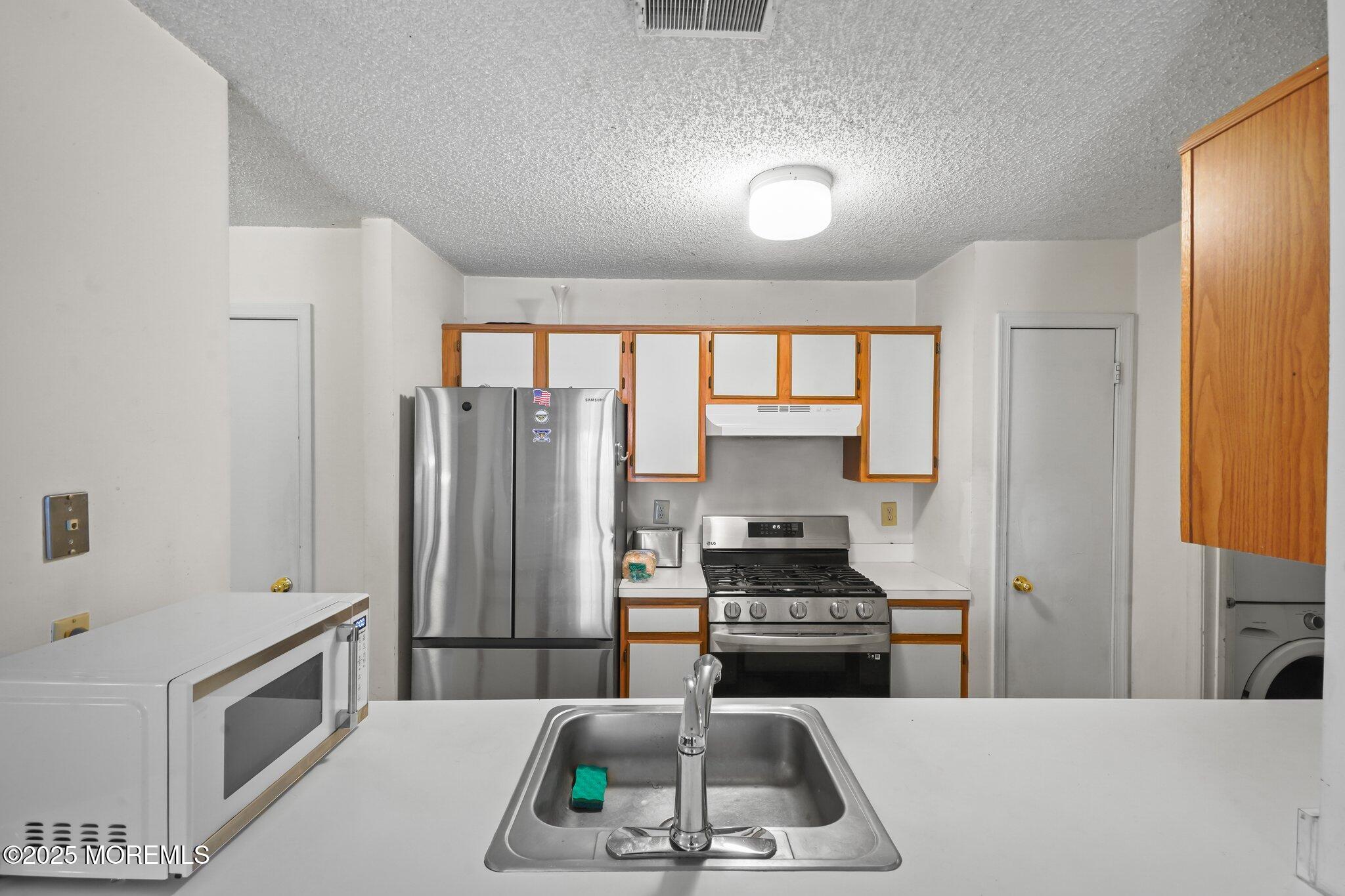 105 Des Moines Court, Tinton Falls, NJ, 07712 image 7