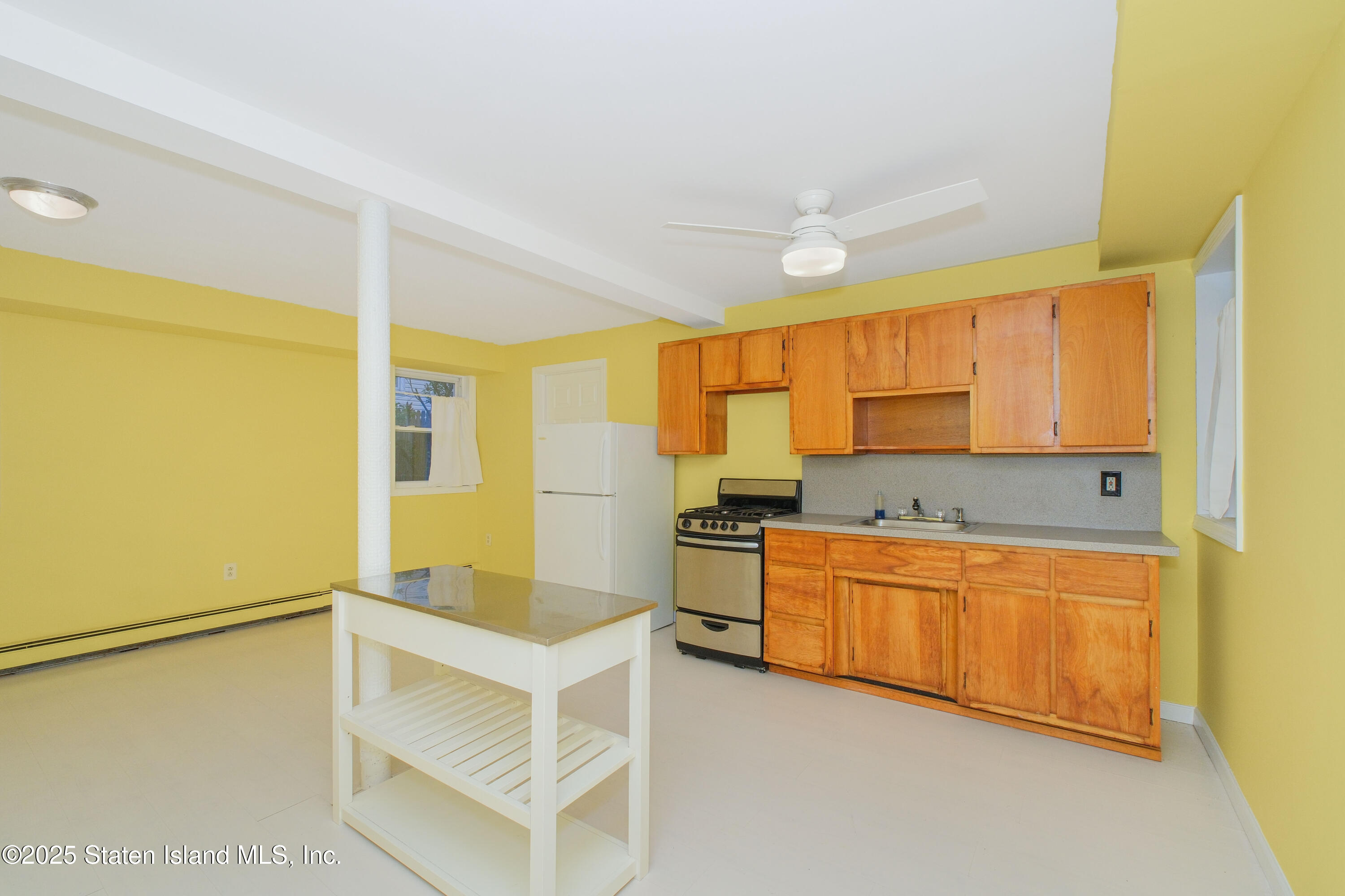 17 Ruth Place, Staten Island, NY, 10305 image 20