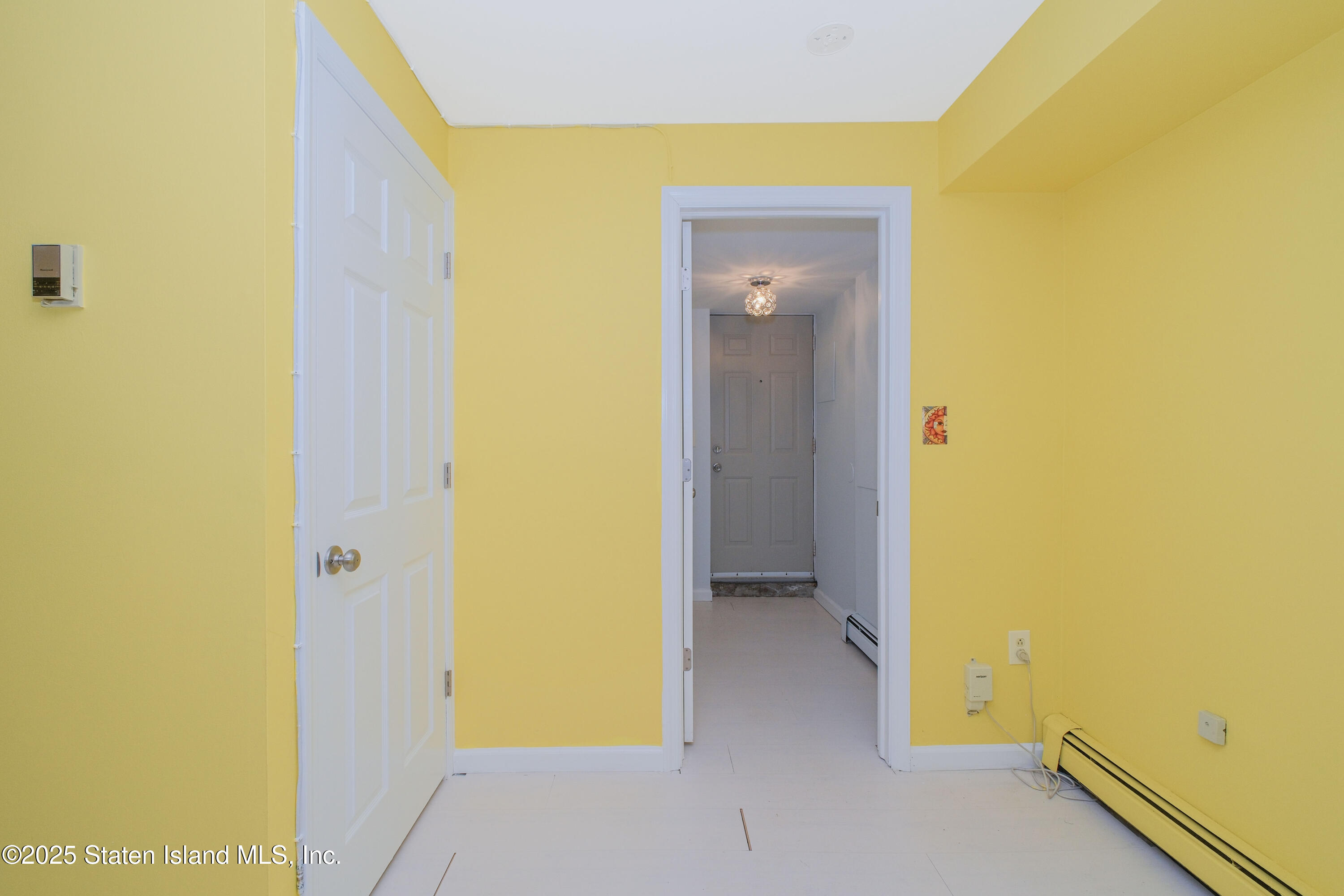 17 Ruth Place, Staten Island, NY, 10305 image 17