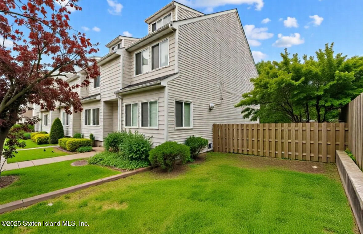 80 Dinsmore Street A Image 3