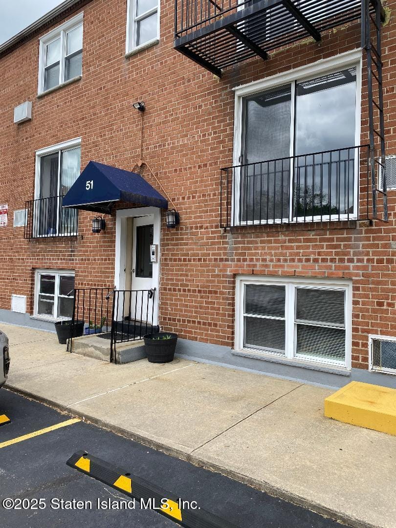 51 Vera Street B, Staten Island, NY, 10305