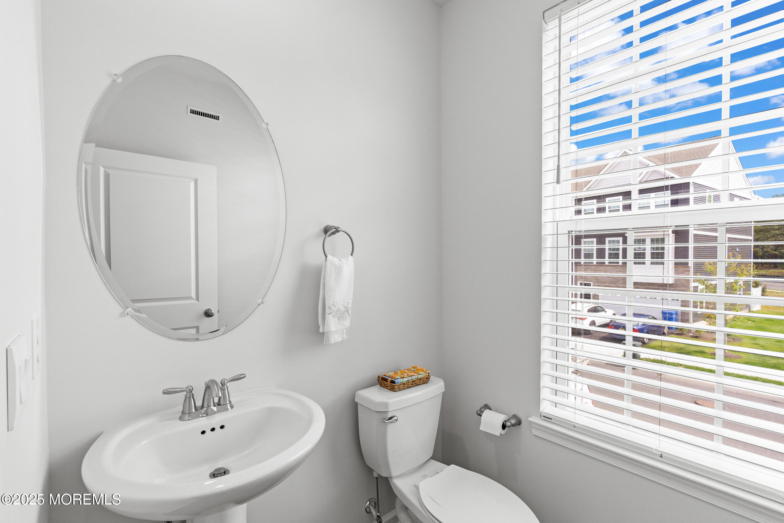 6 Wembley Way, Tinton Falls, NJ, 07753 image 20