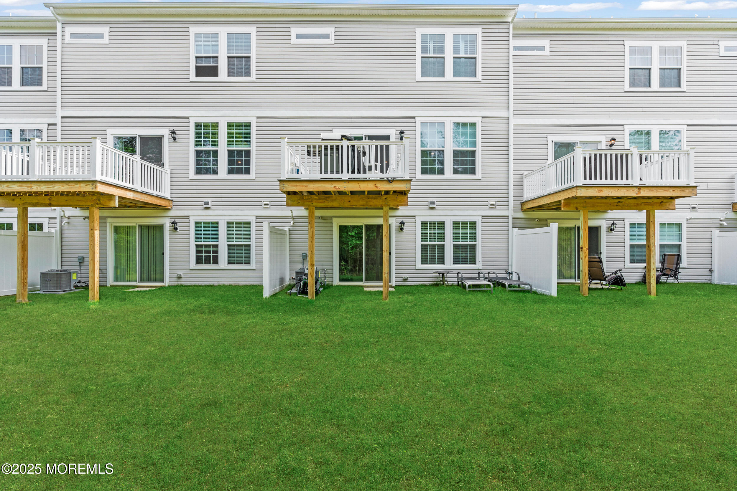 6 Wembley Way, Tinton Falls, NJ, 07753 image 36