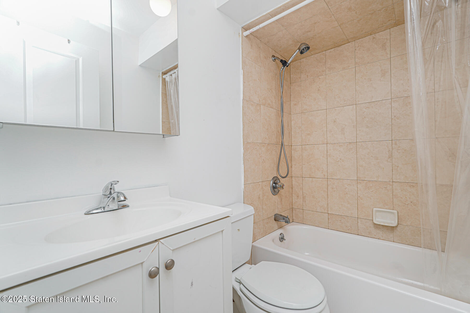 694 Edgegrove Avenue, Staten Island, NY, 10312 image 17