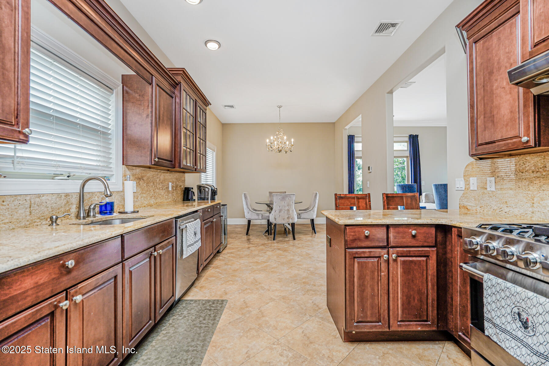 694 Edgegrove Avenue, Staten Island, NY, 10312 image 36