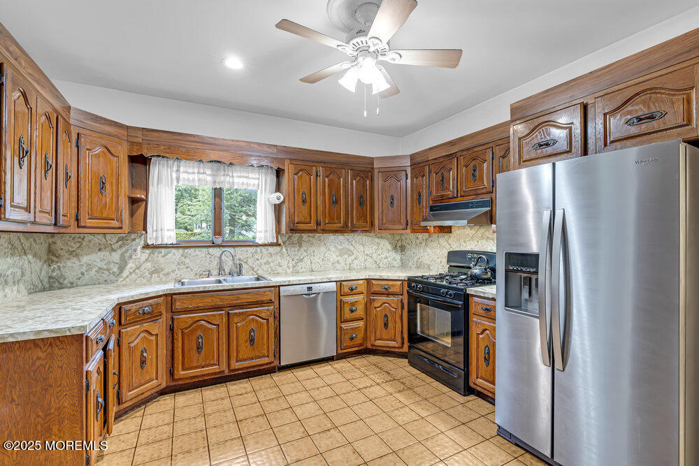 212 Willow Drive, Little Silver, NJ, 07739 image 11