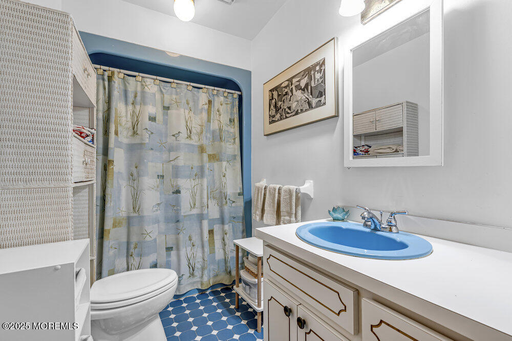 212 Willow Drive, Little Silver, NJ, 07739 image 20