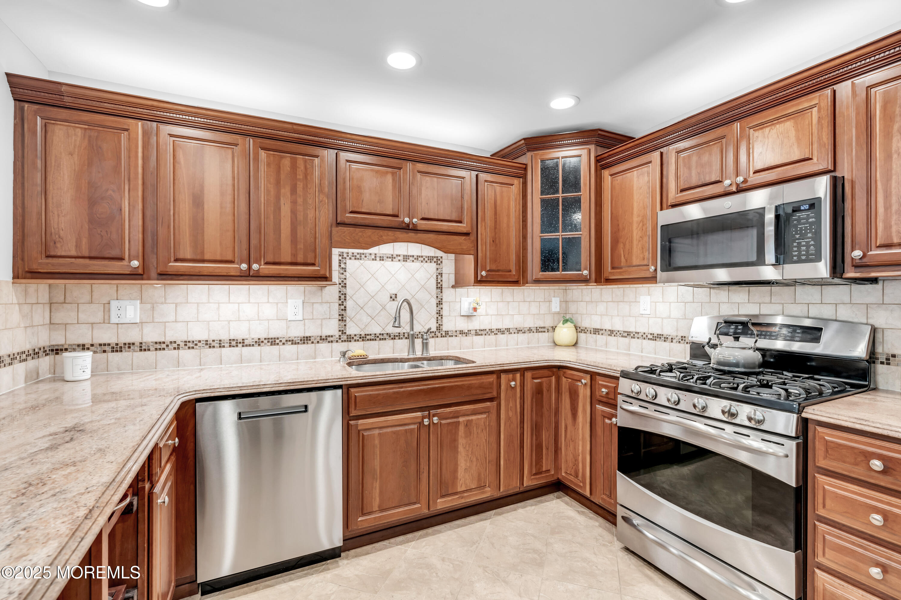 17 Maria Court, Holmdel, NJ, 07733 image 24