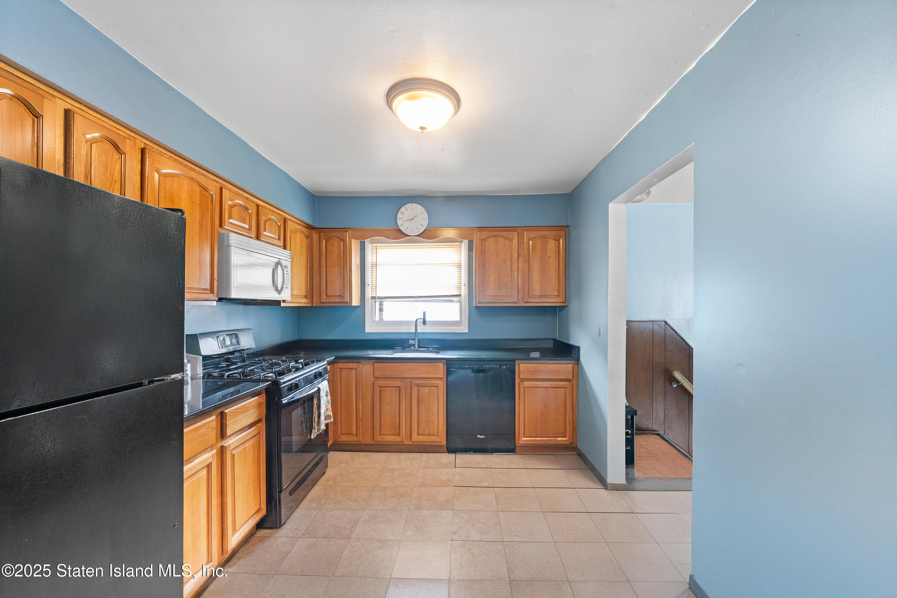 160 Laconia Avenue, Staten Island, NY, 10305 image 17