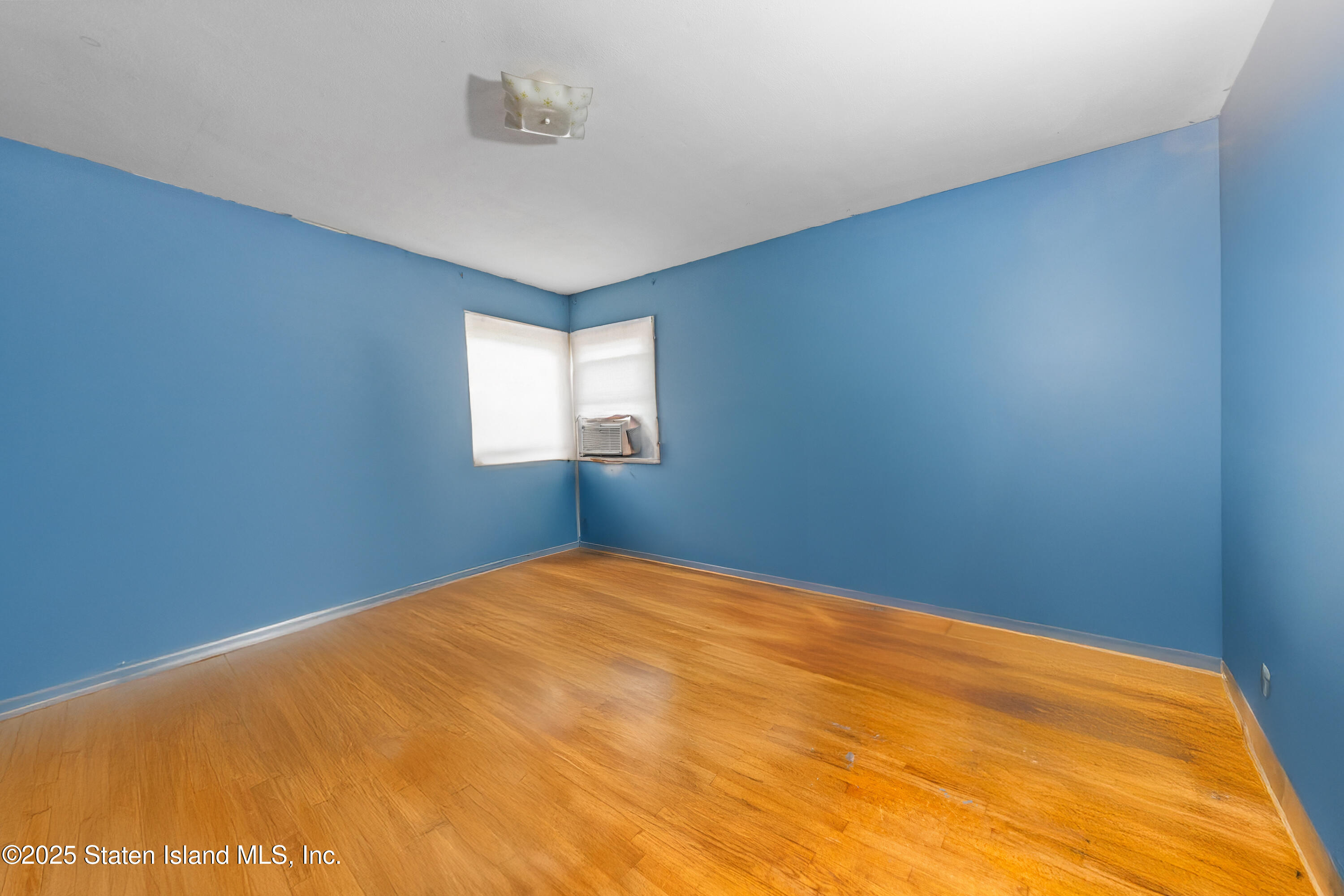 160 Laconia Avenue, Staten Island, NY, 10305 image 13