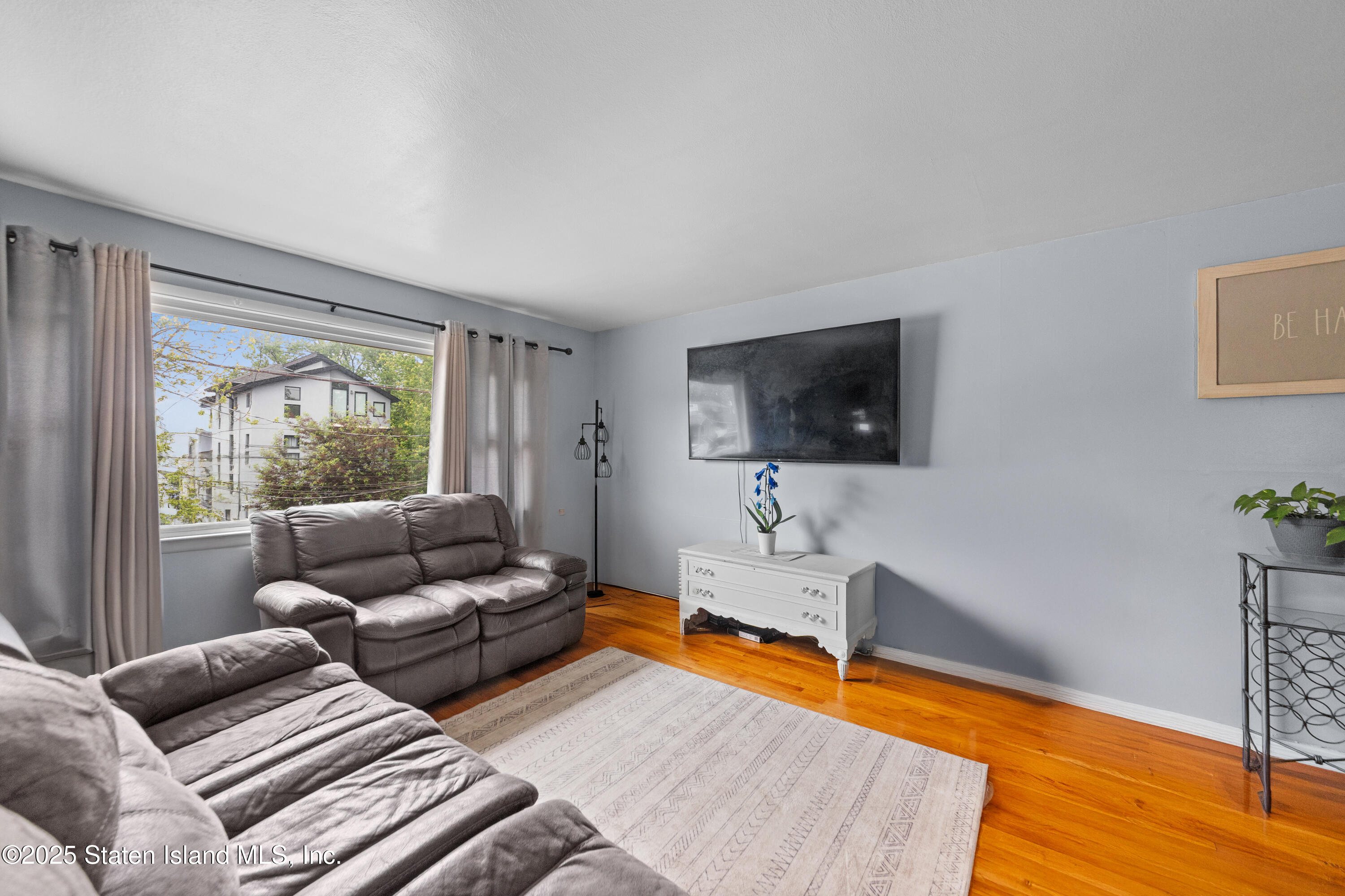 160 Laconia Avenue, Staten Island, NY, 10305 image 9