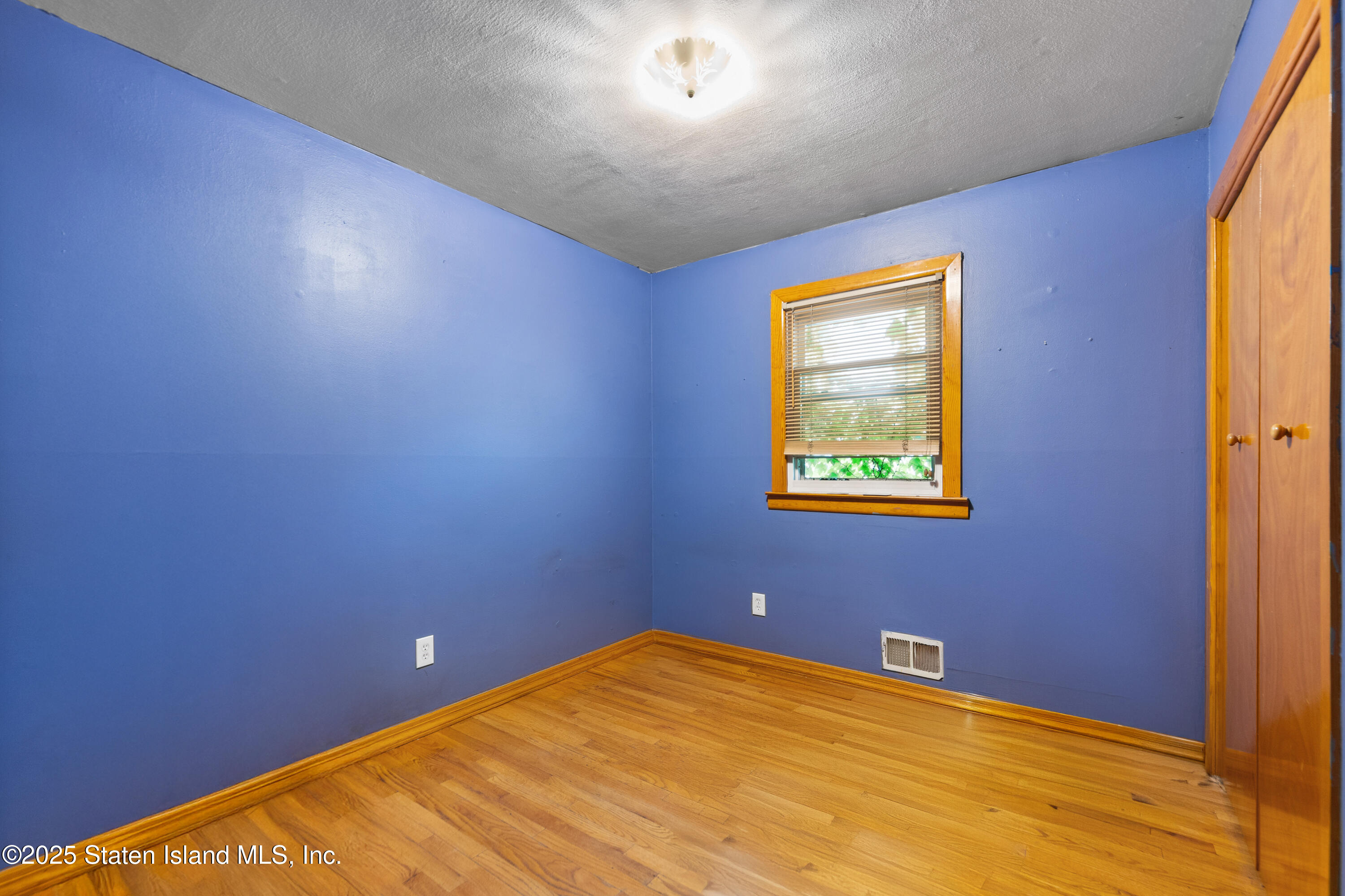 160 Laconia Avenue, Staten Island, NY, 10305 image 6