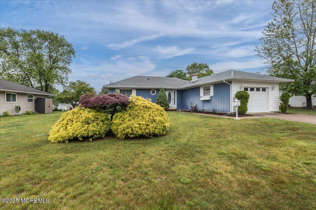 25 Grenada Street, Toms River, NJ, 08757