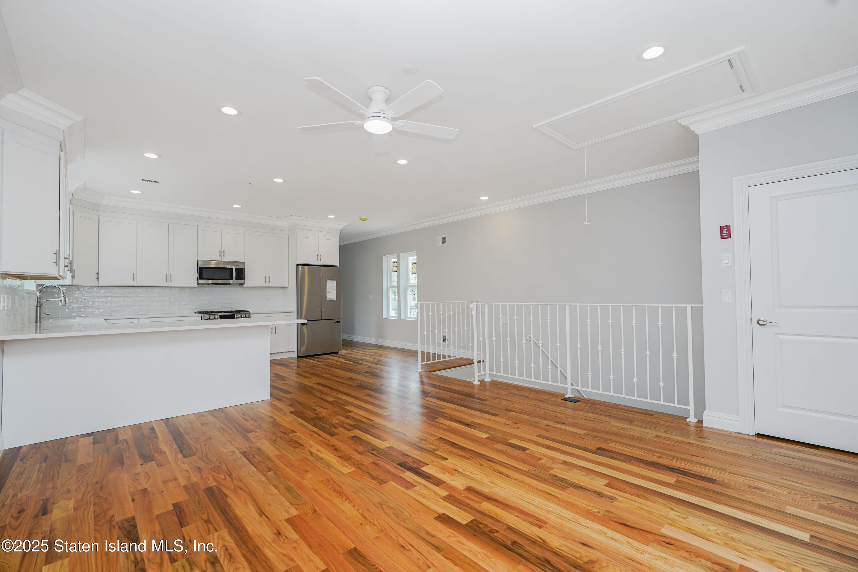 328 Jewett Avenue, Staten Island, NY, 10302 image 8