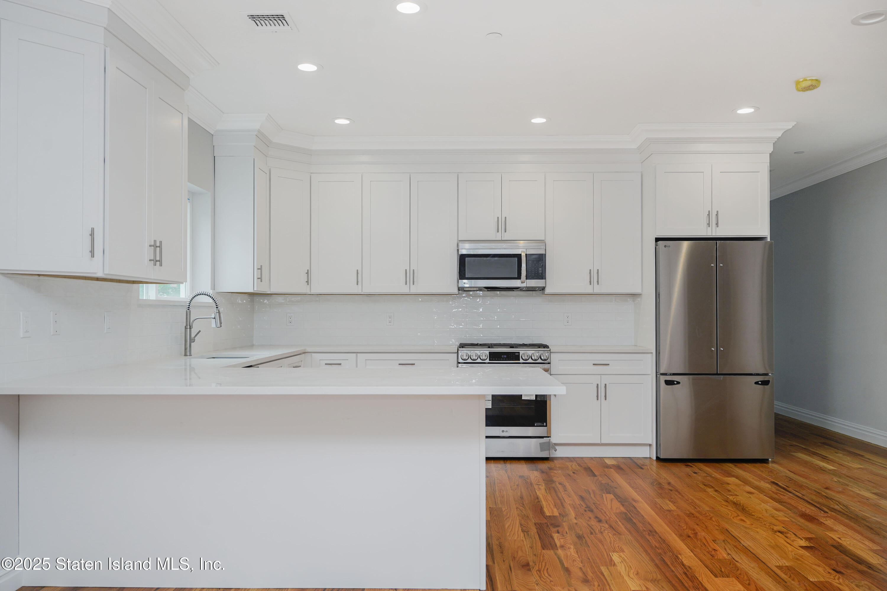 328 Jewett Avenue, Staten Island, NY, 10302 image 10