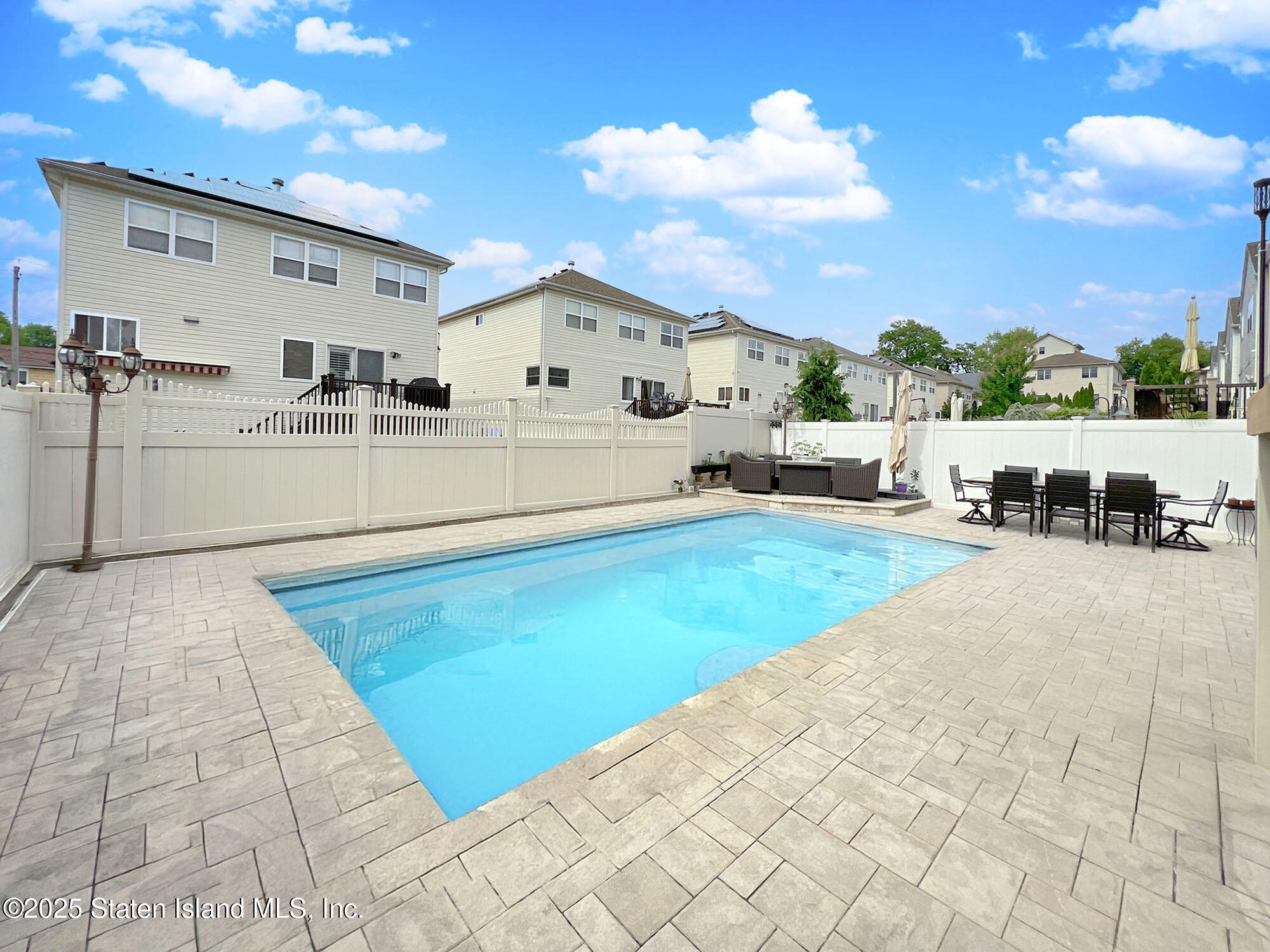 1540 Drumgoole Road, Staten Island, NY, 10312 image 39