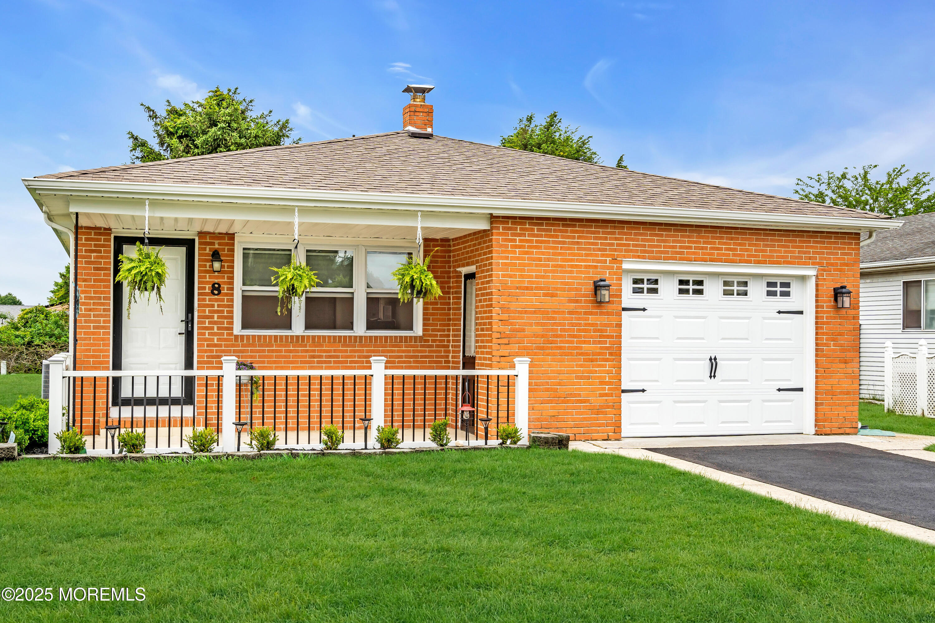 8 Rio Court, Toms River, NJ, 08757