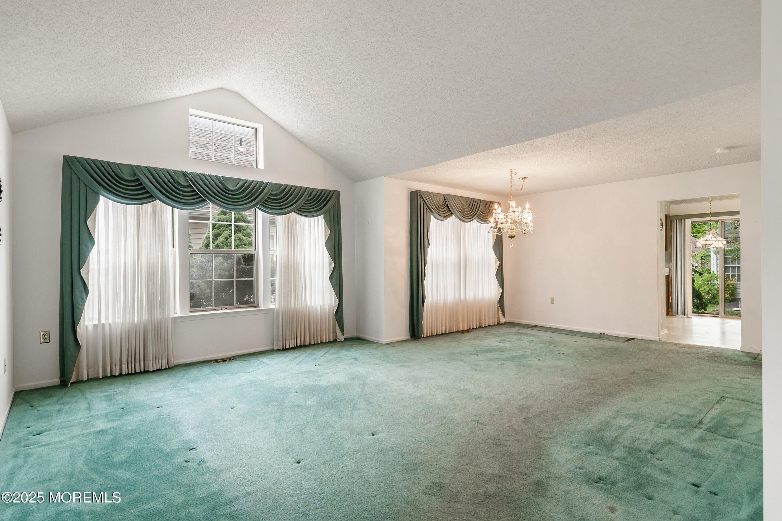 11 Sedgwick Square, Jackson, NJ, 08527