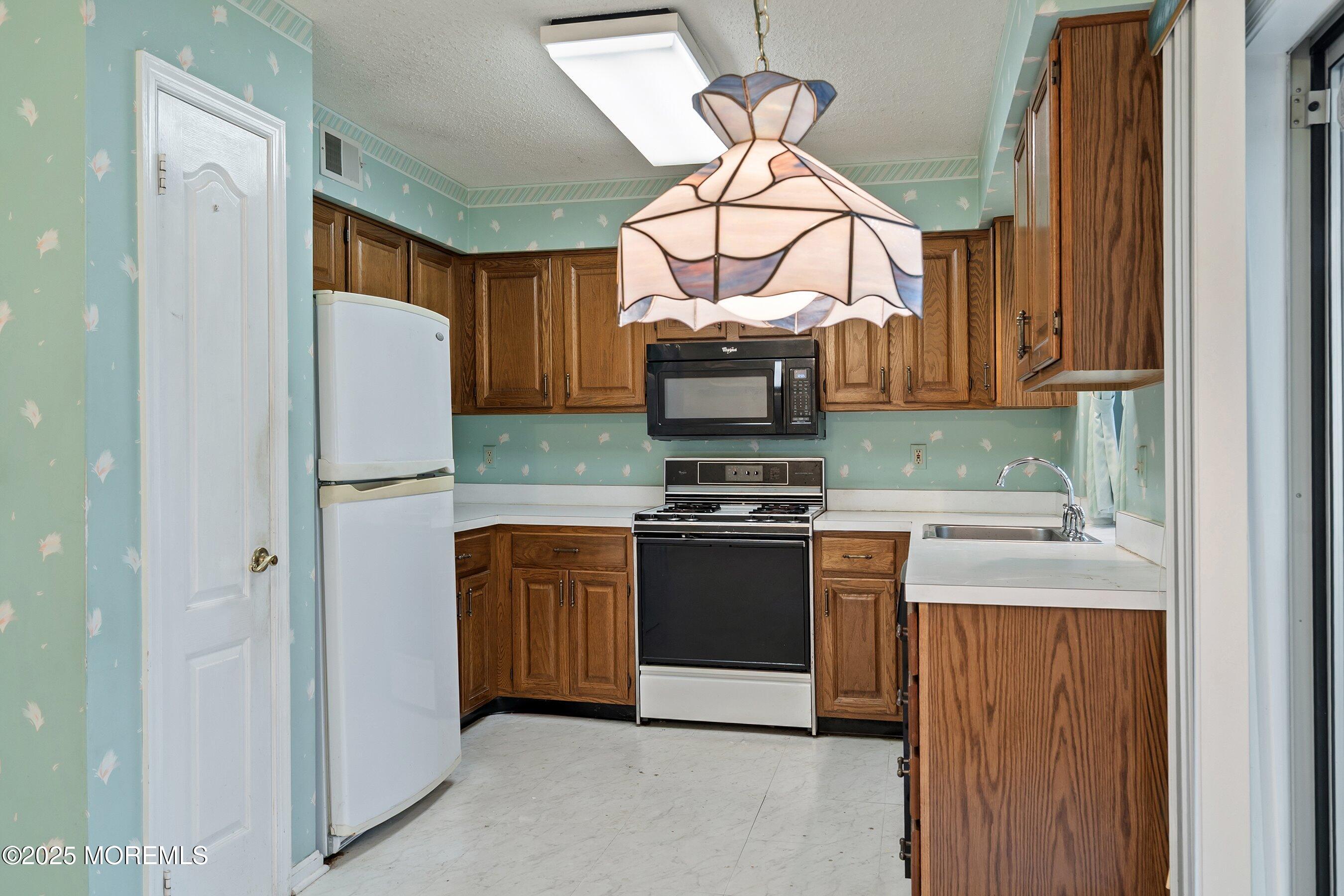 11 Sedgwick Square, Jackson, NJ, 08527 image 6