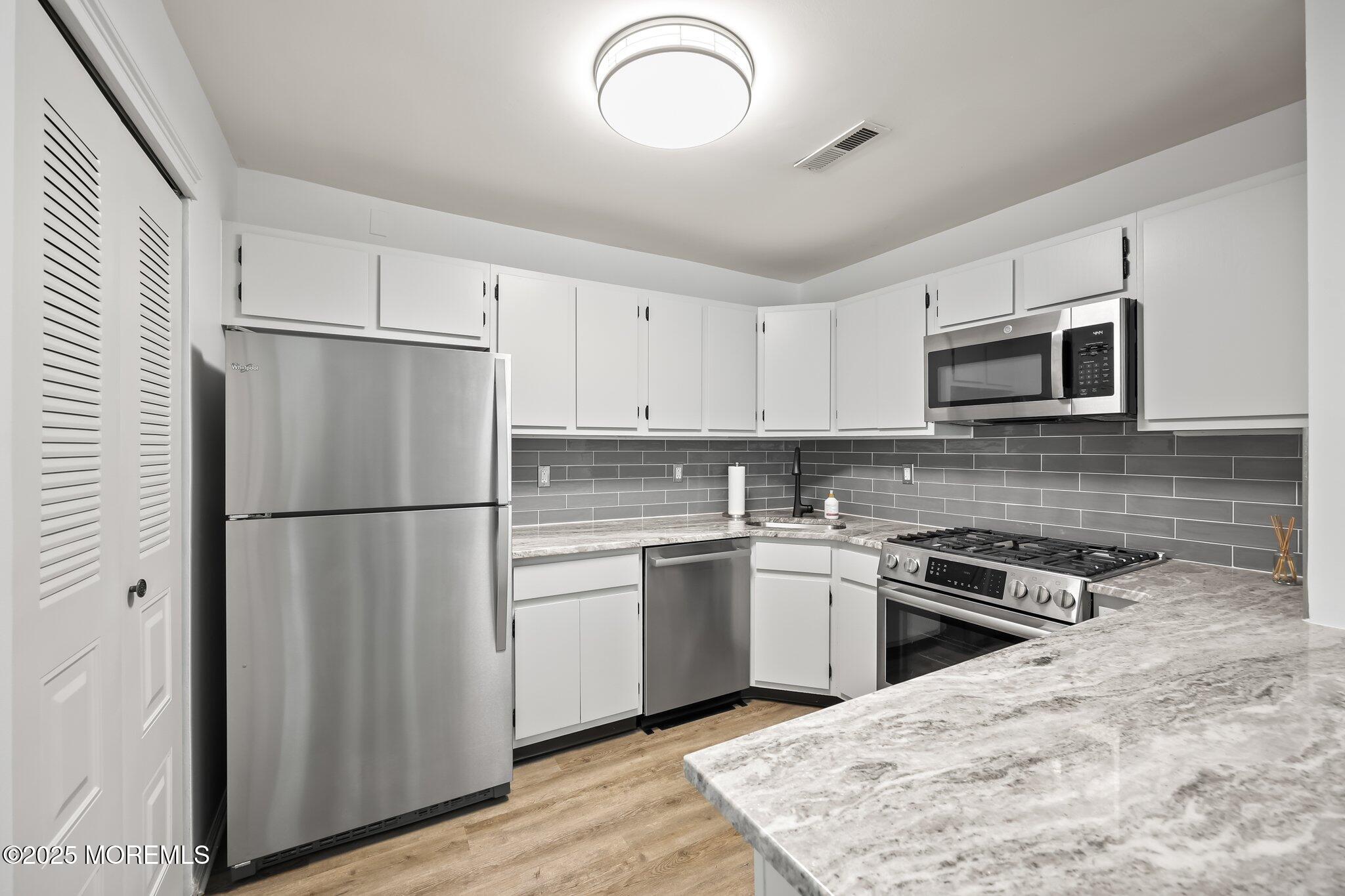 72 Cranberry Court 129, Red Bank, NJ, 07701 image 10