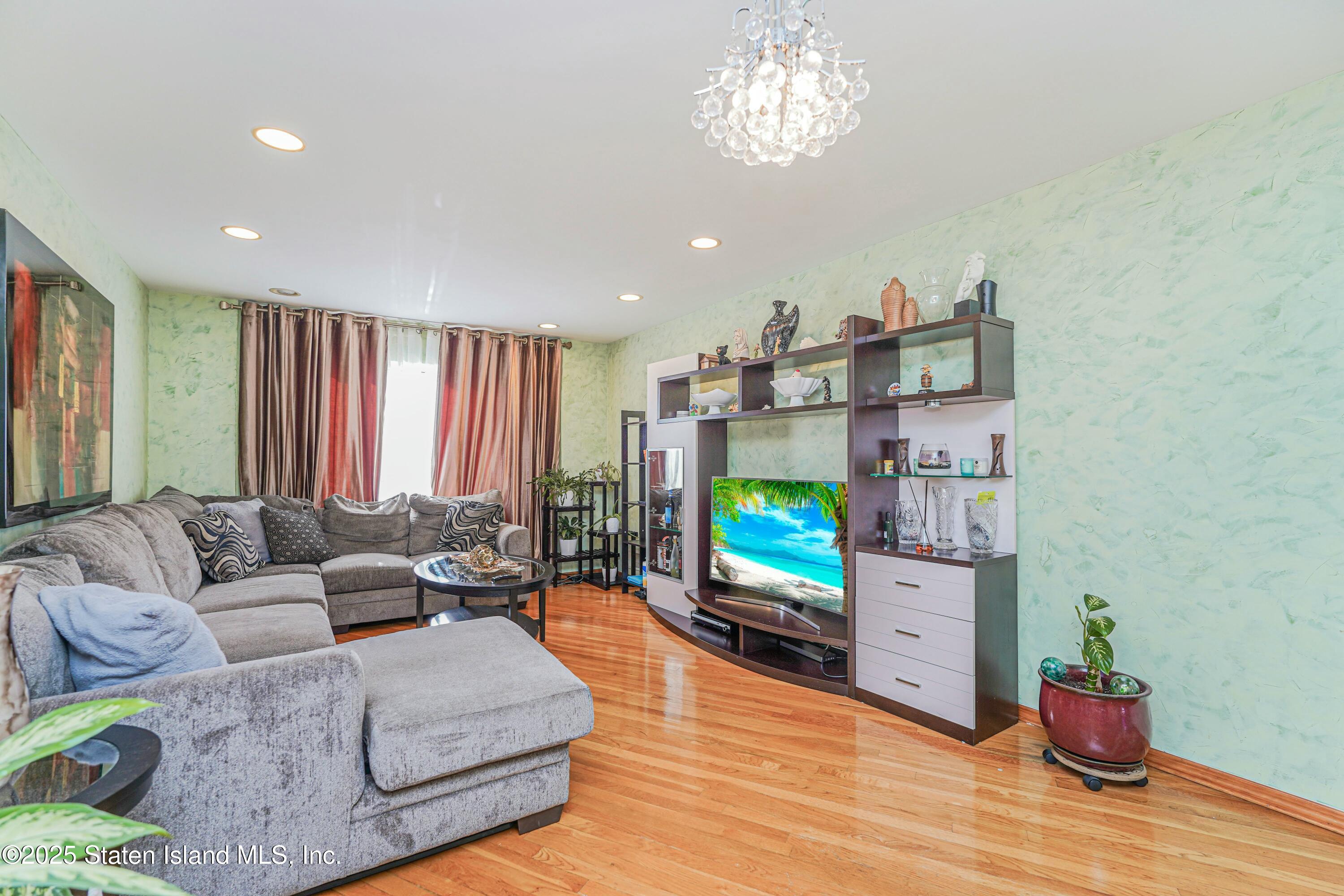 34 Stern Court, Staten Island, NY, 10308 image 7