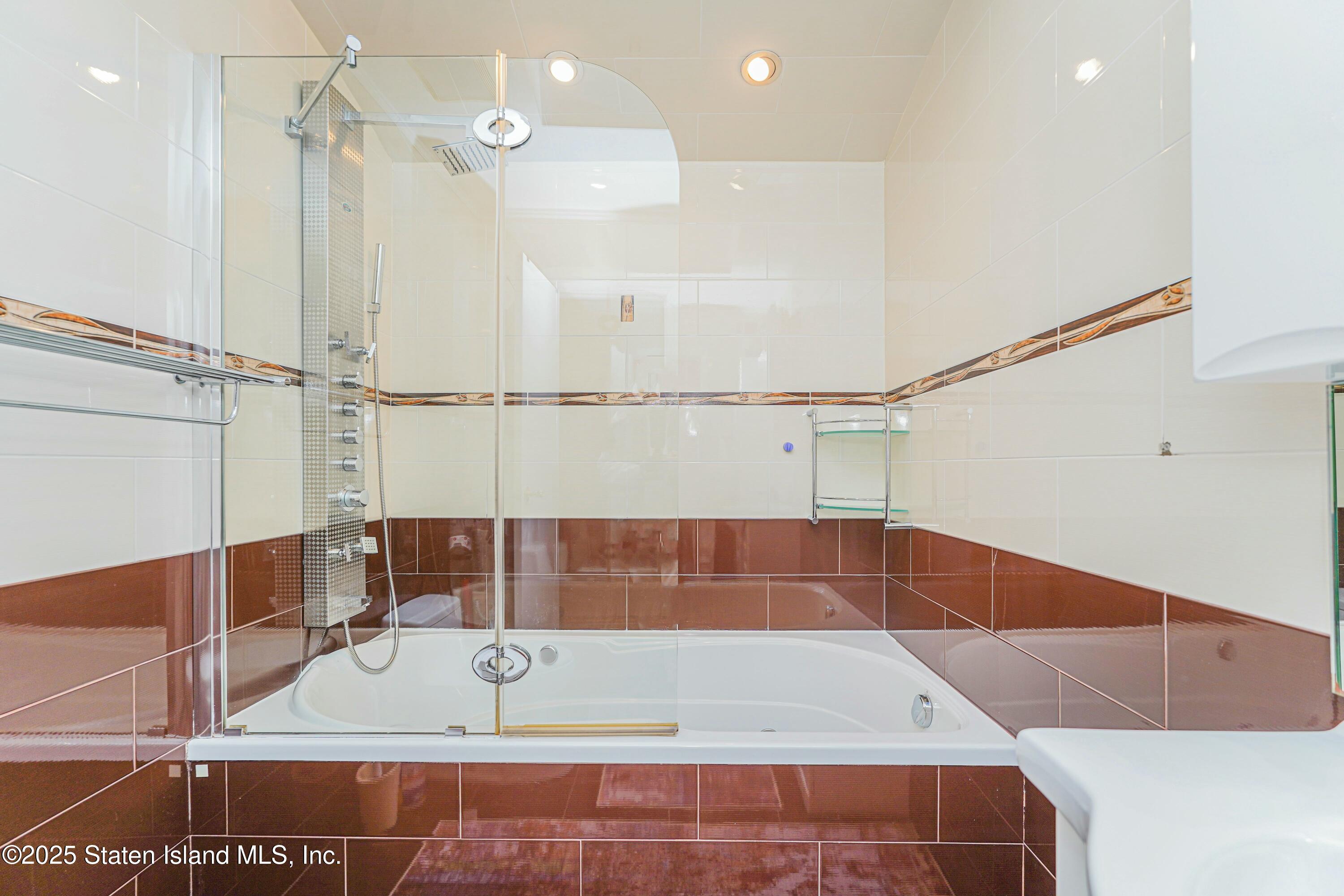34 Stern Court, Staten Island, NY, 10308 image 14