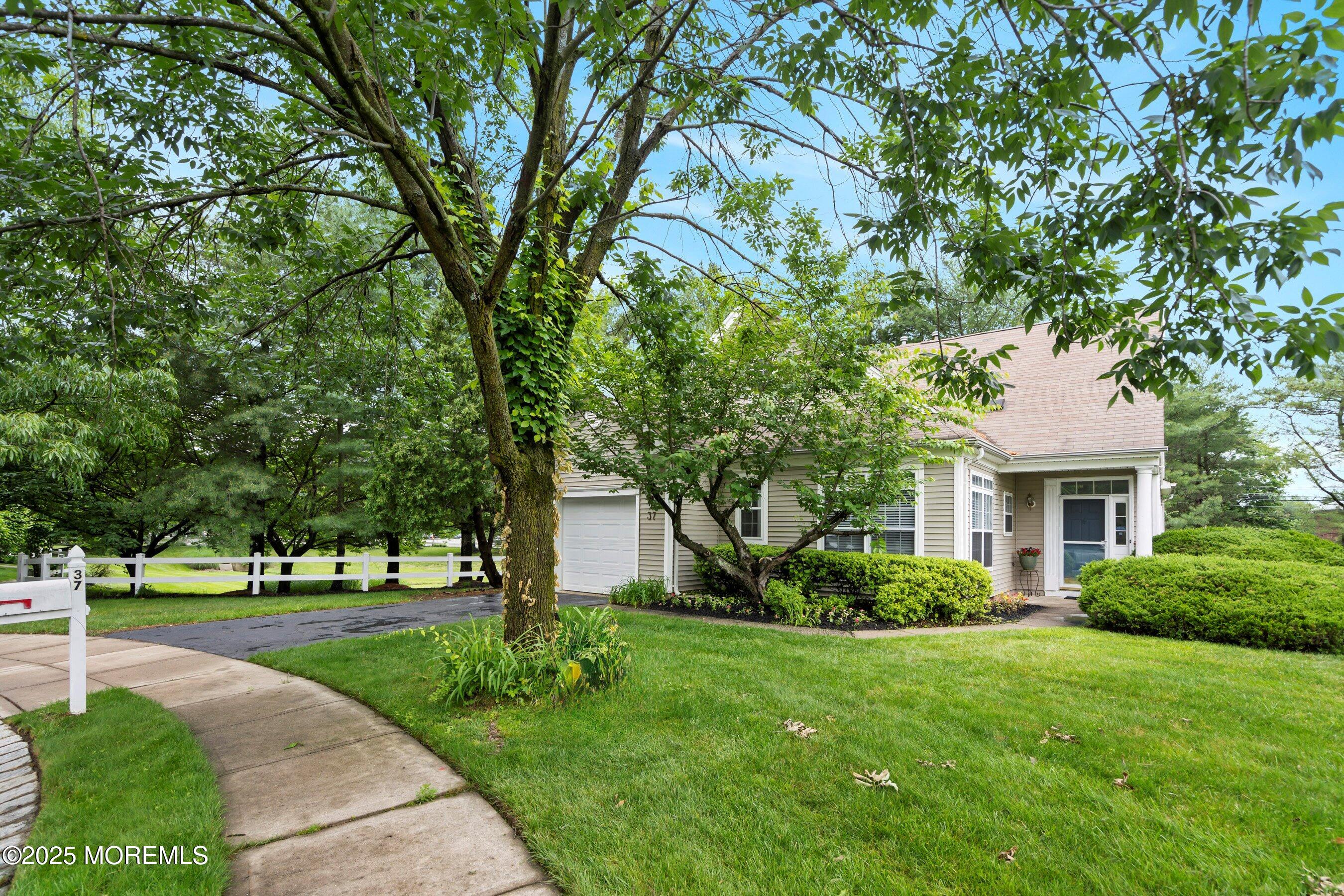 37 Violet Court, Holmdel, NJ, 07733