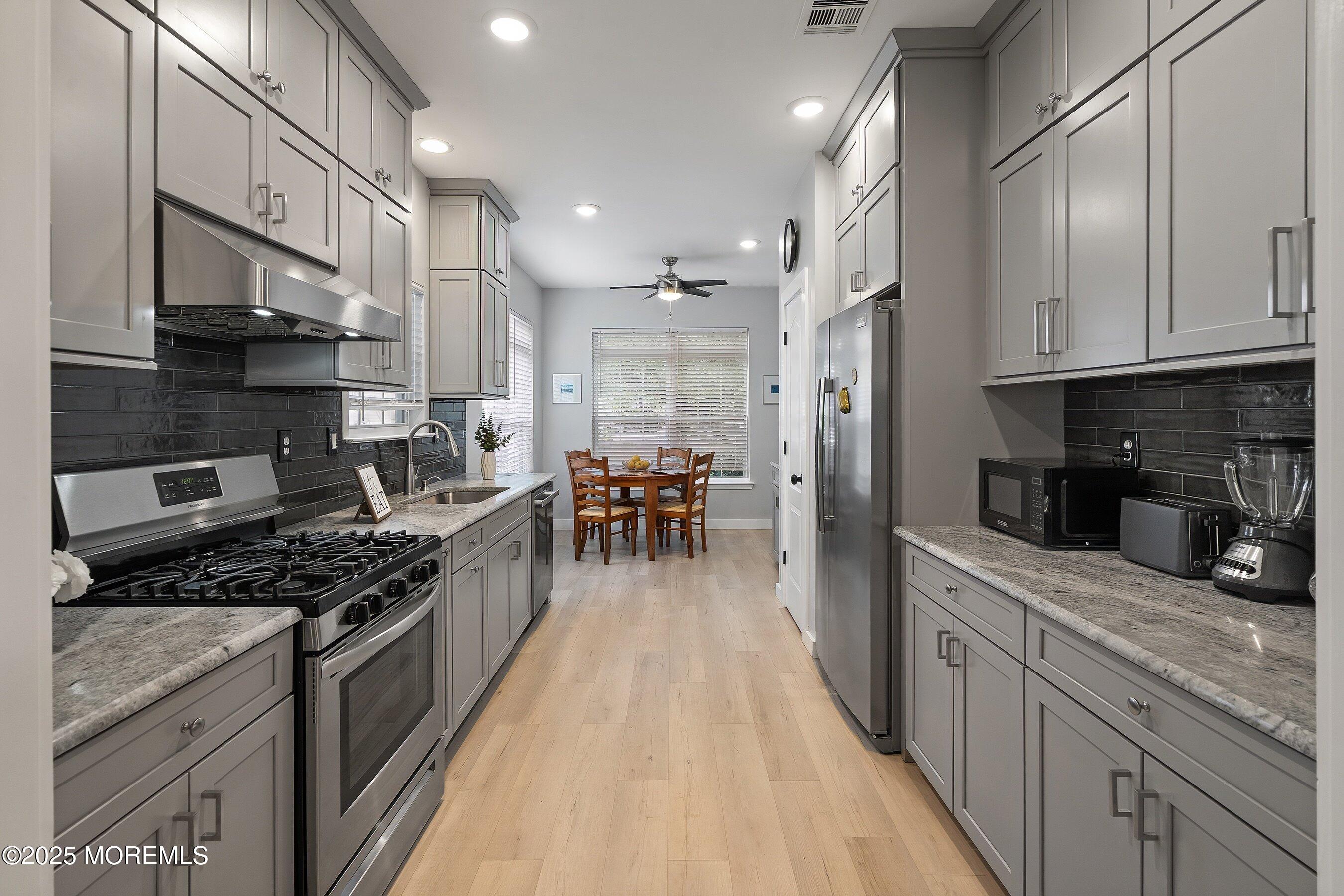 37 Violet Court, Holmdel, NJ, 07733 image 16