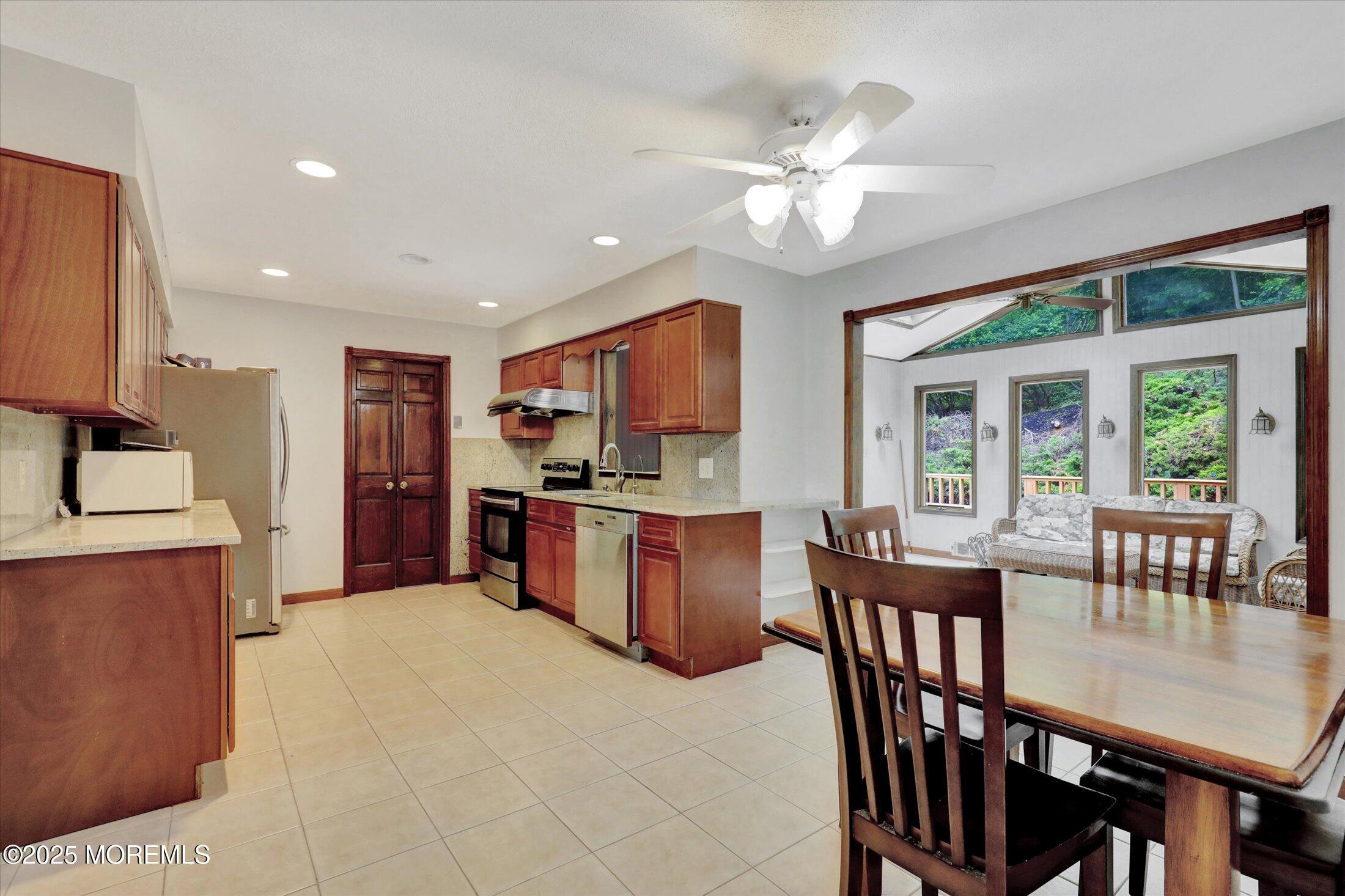 9 Berkshire Court, Holmdel, NJ, 07733 image 13