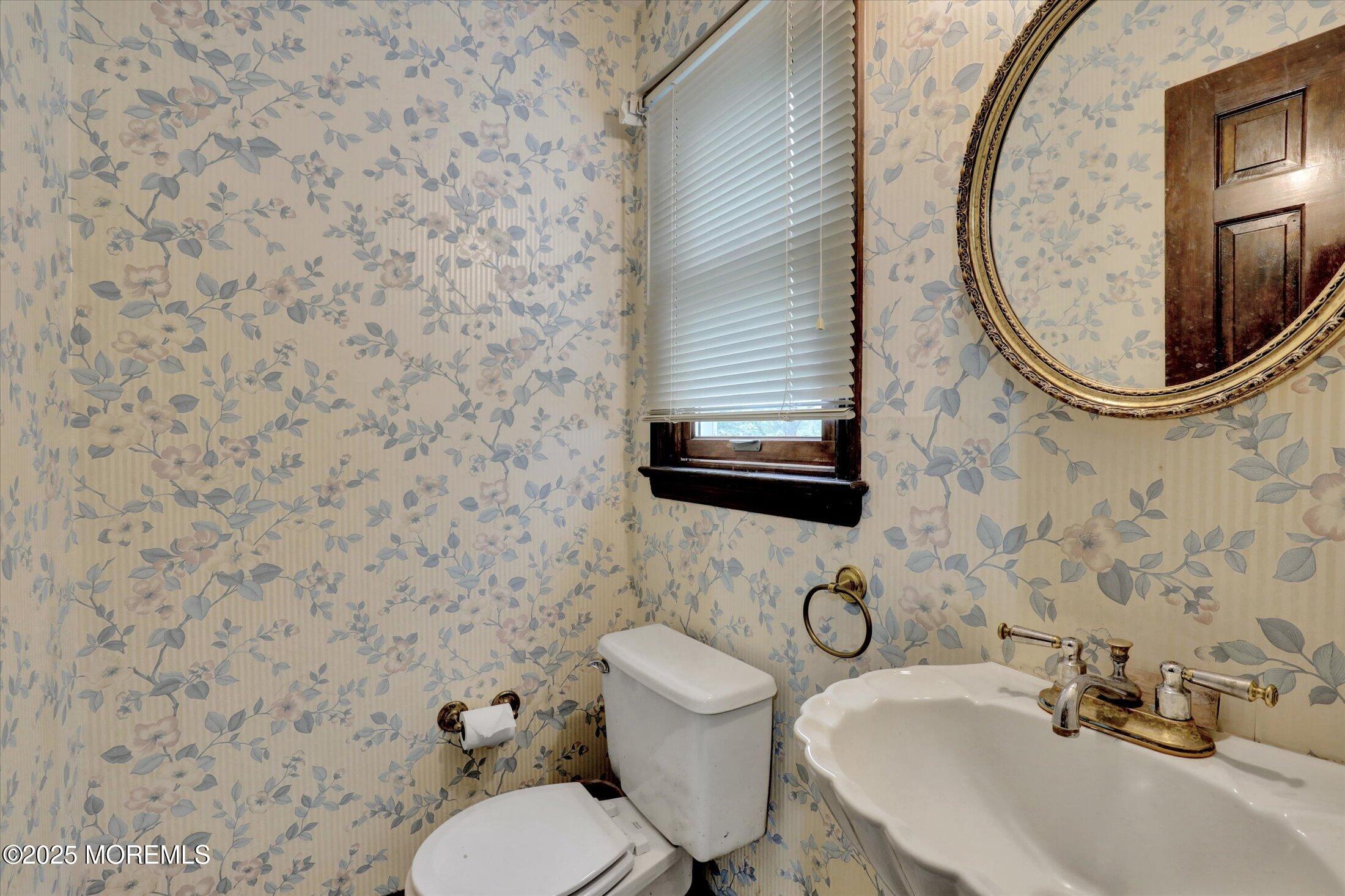 9 Berkshire Court, Holmdel, NJ, 07733 image 17