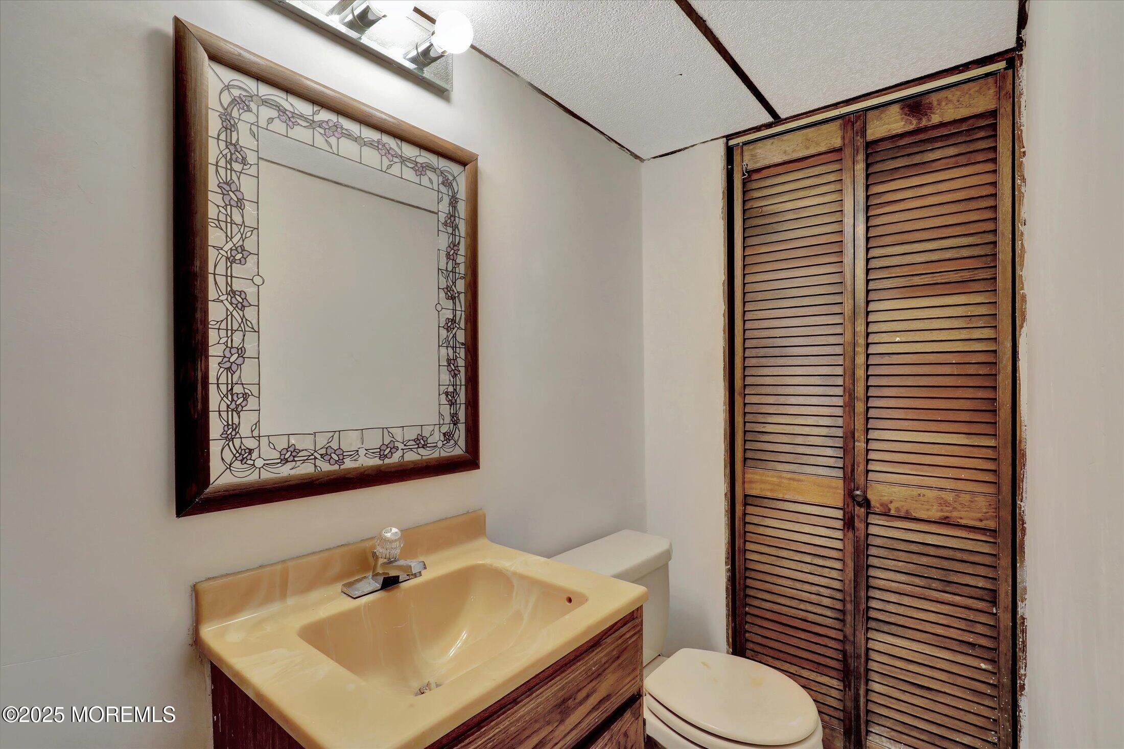 9 Berkshire Court, Holmdel, NJ, 07733 image 34