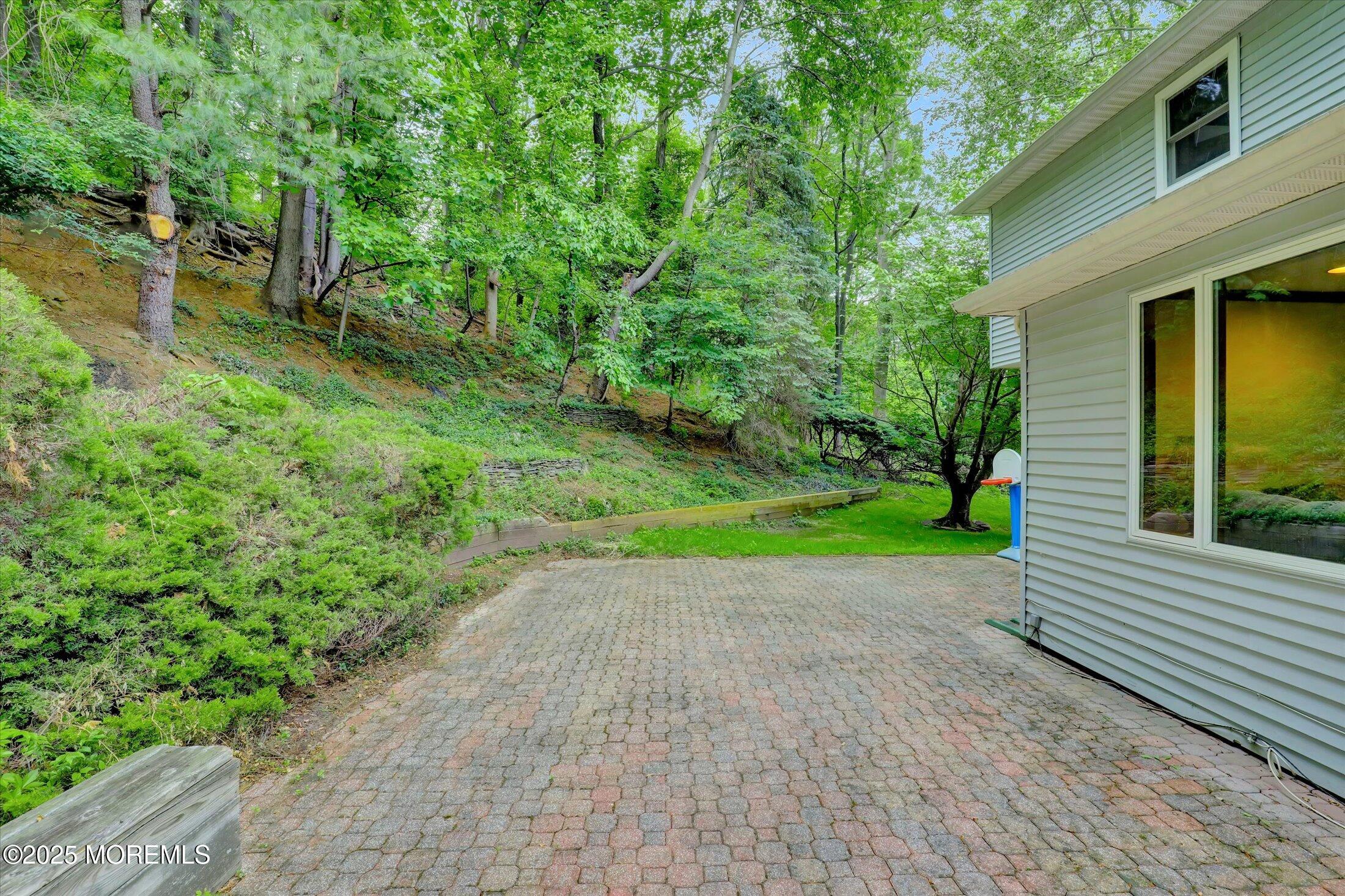 9 Berkshire Court, Holmdel, NJ, 07733 image 41