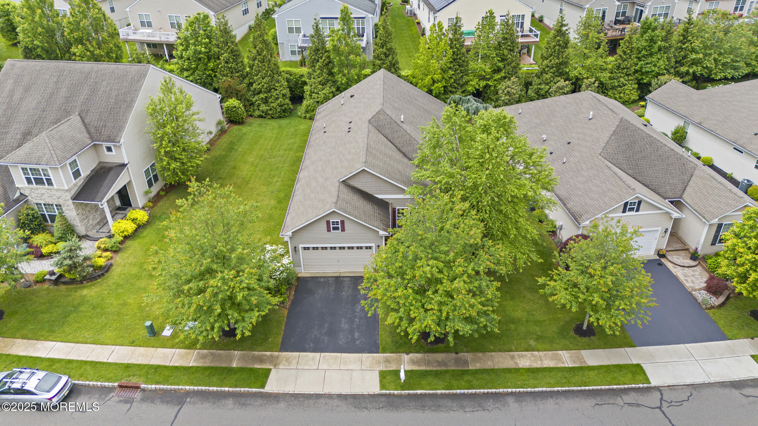 72 Wintergreen Drive, Manalapan, NJ, 07726
