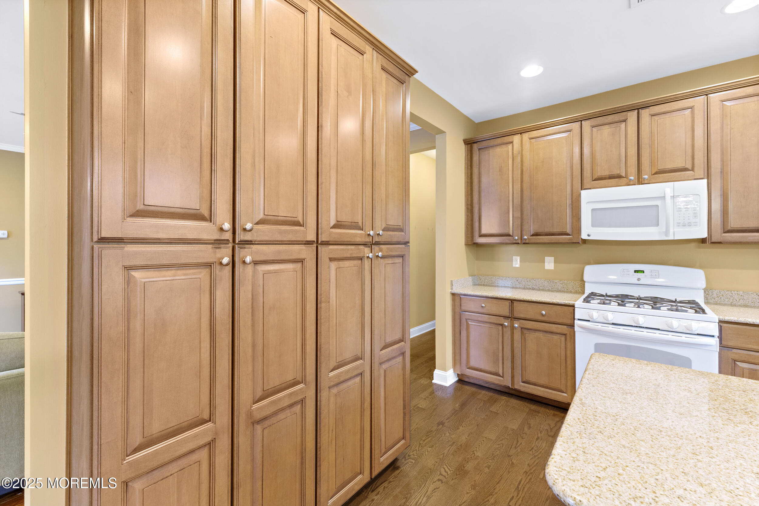 72 Wintergreen Drive, Manalapan, NJ, 07726 image 14