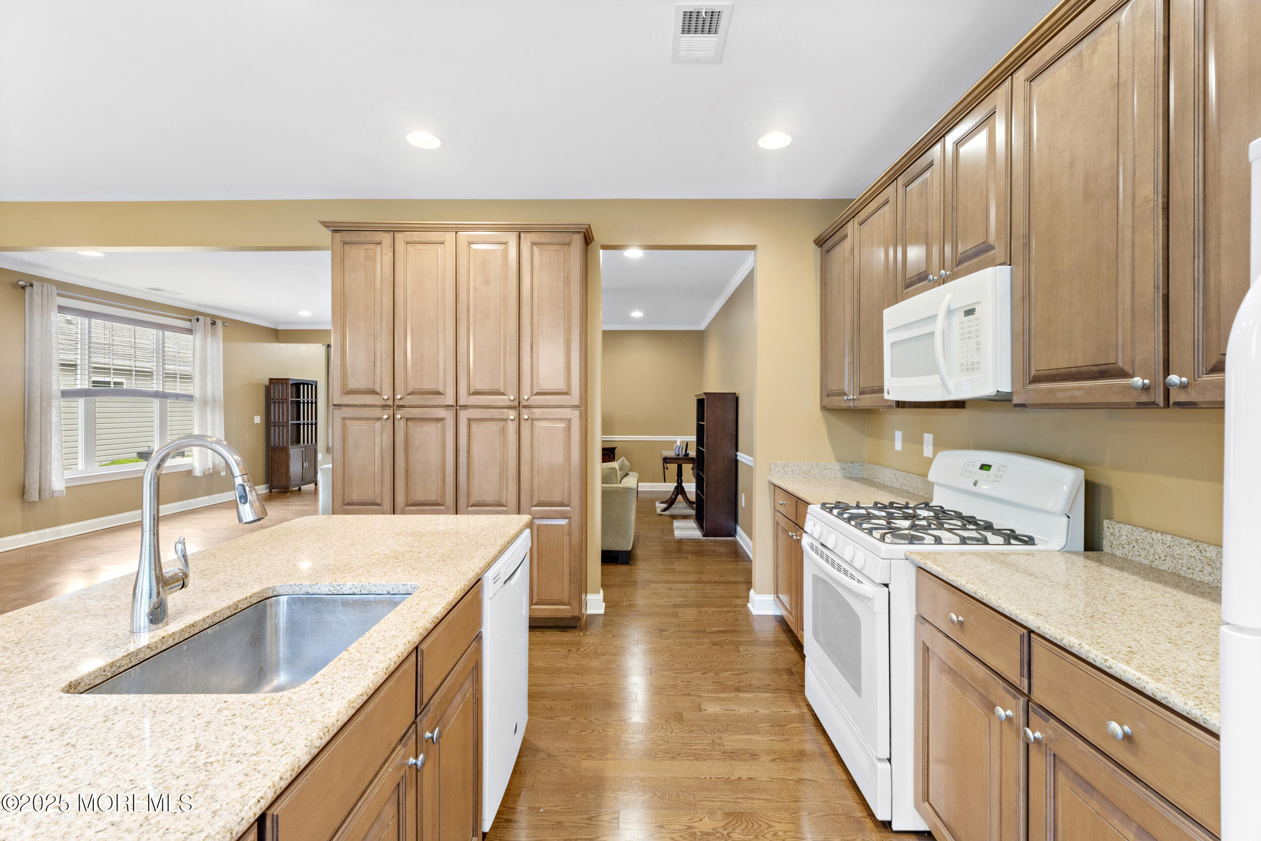 72 Wintergreen Drive, Manalapan, NJ, 07726 image 11