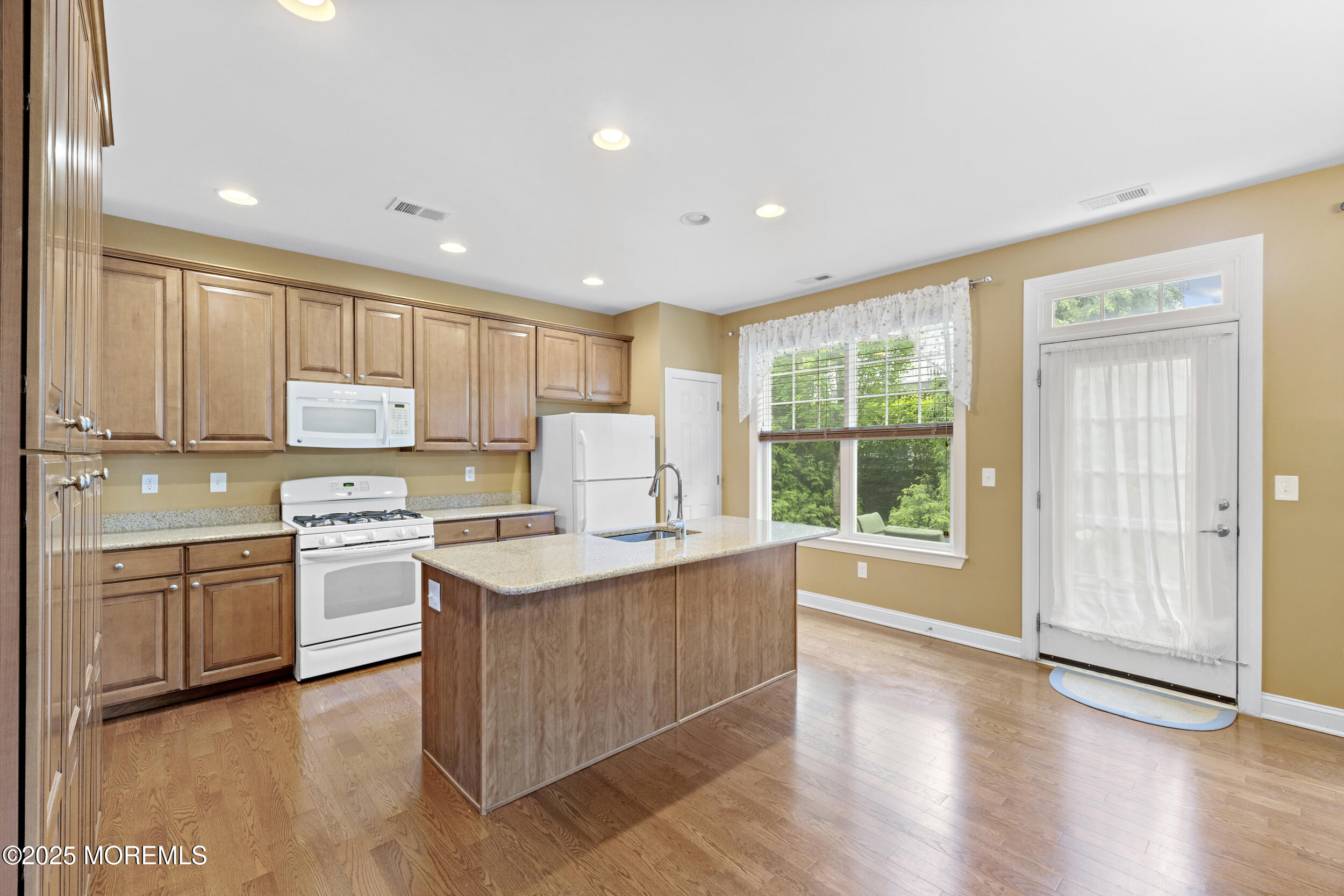 72 Wintergreen Drive, Manalapan, NJ, 07726 image 10