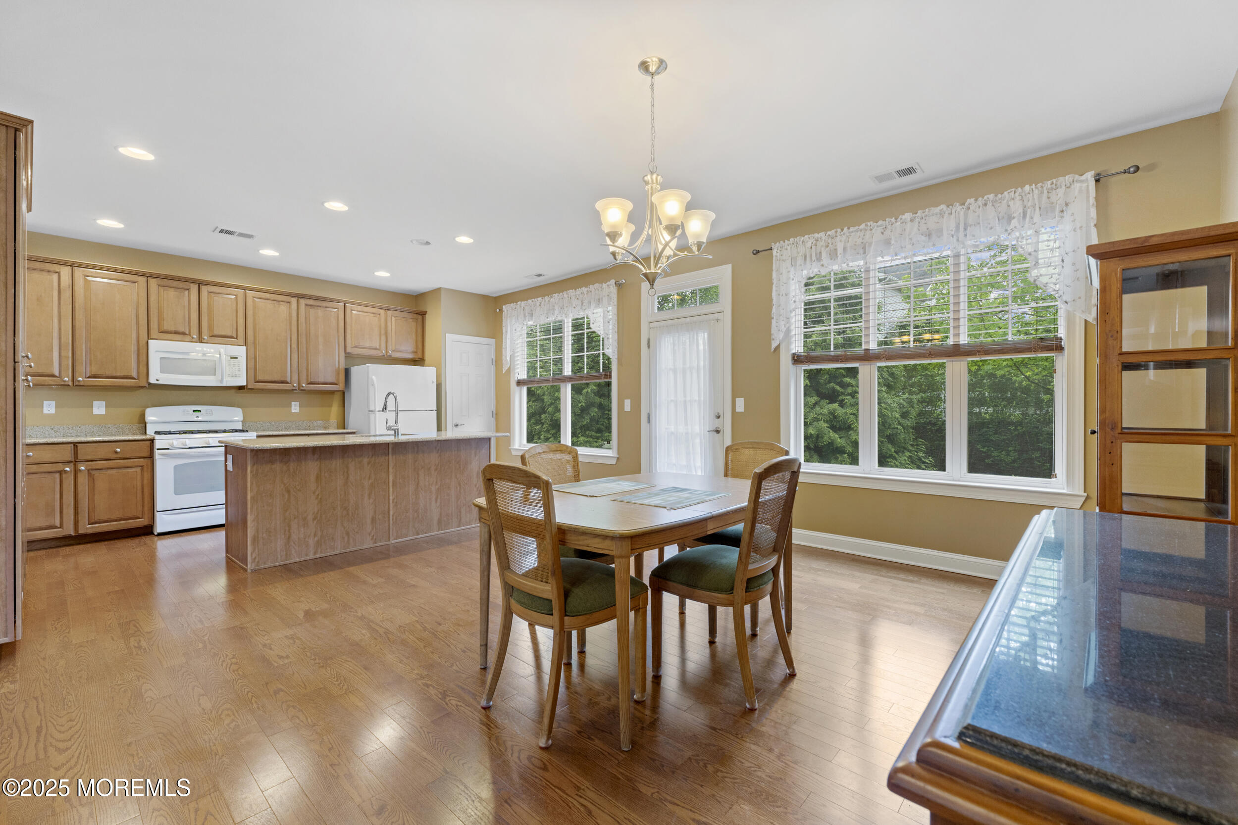 72 Wintergreen Drive, Manalapan, NJ, 07726 image 17