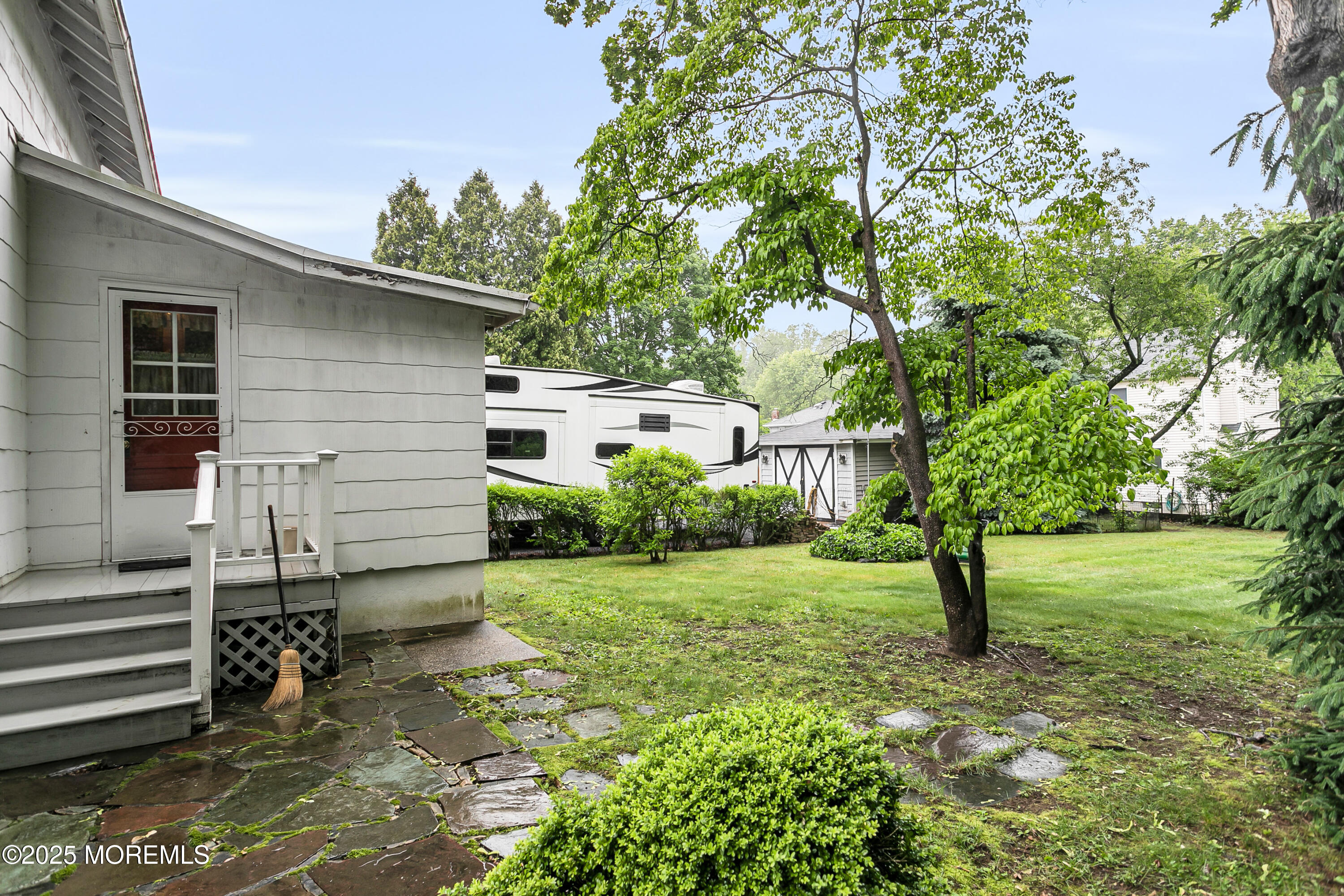 30 Balloch Place, Red Bank, NJ, 07701 image 40